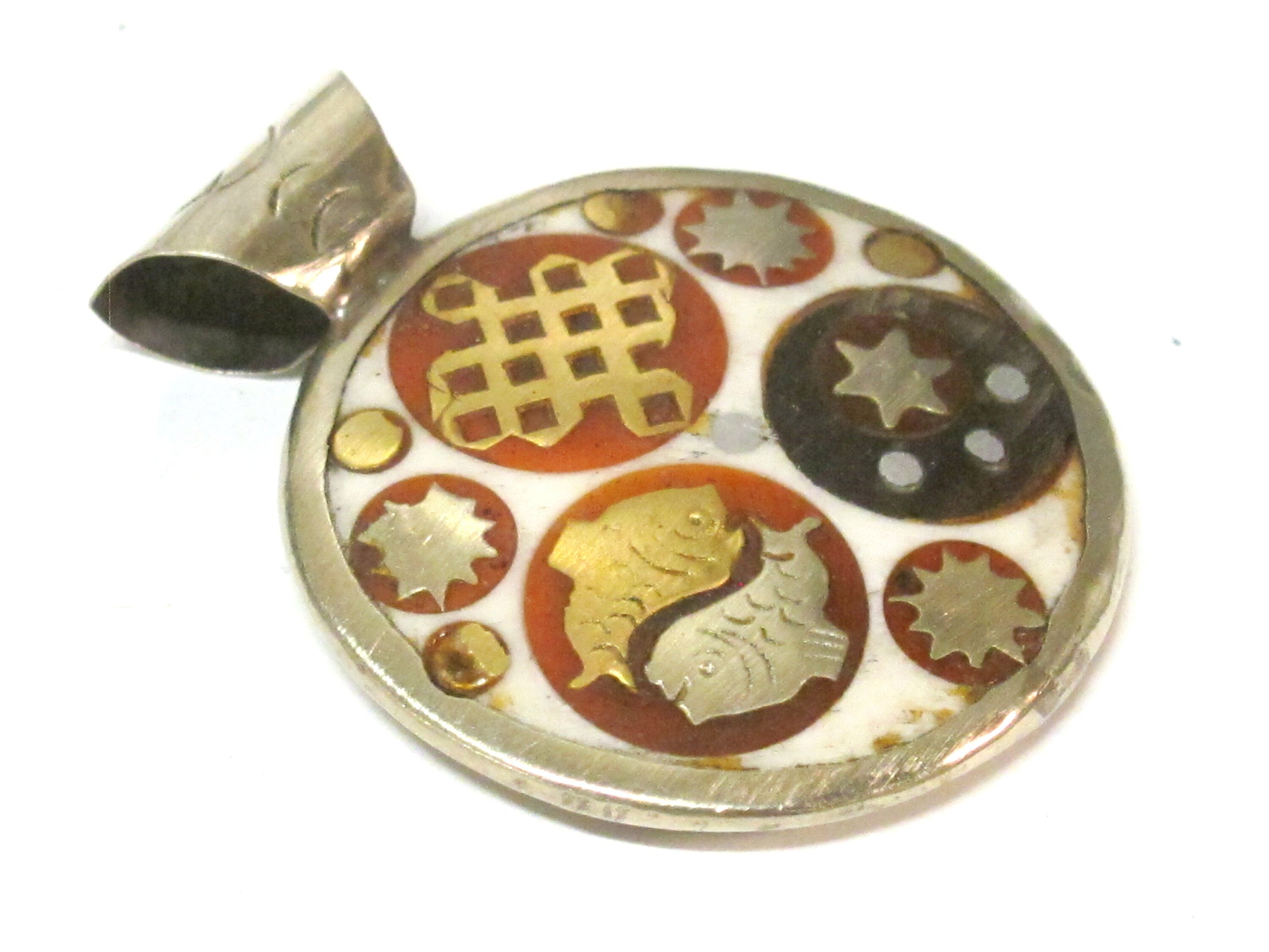 1 Pendant - Reversible round white cream color sun moon star tibetan recycled cattle bone pendant with infinity knot fish symbol - PM176K