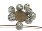 4 BEADS - Tibetan oval shape antiqued silver color finish small size metal alloy beads from Nepal - BD645D
