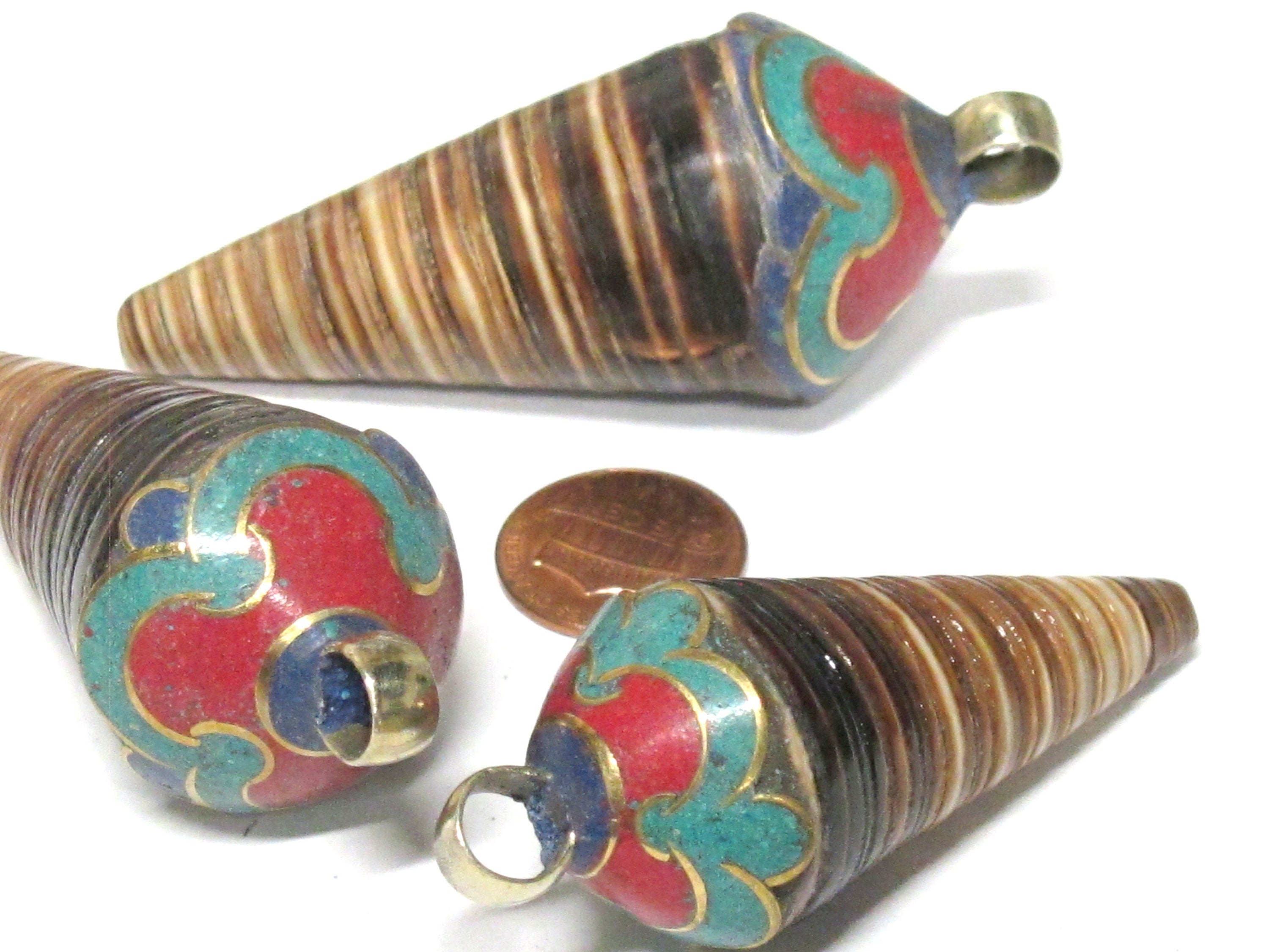 1 Pendant - Ethnic Tibetan Nepal conical shell pendant with brass cap inlaid turquoise - PM417K