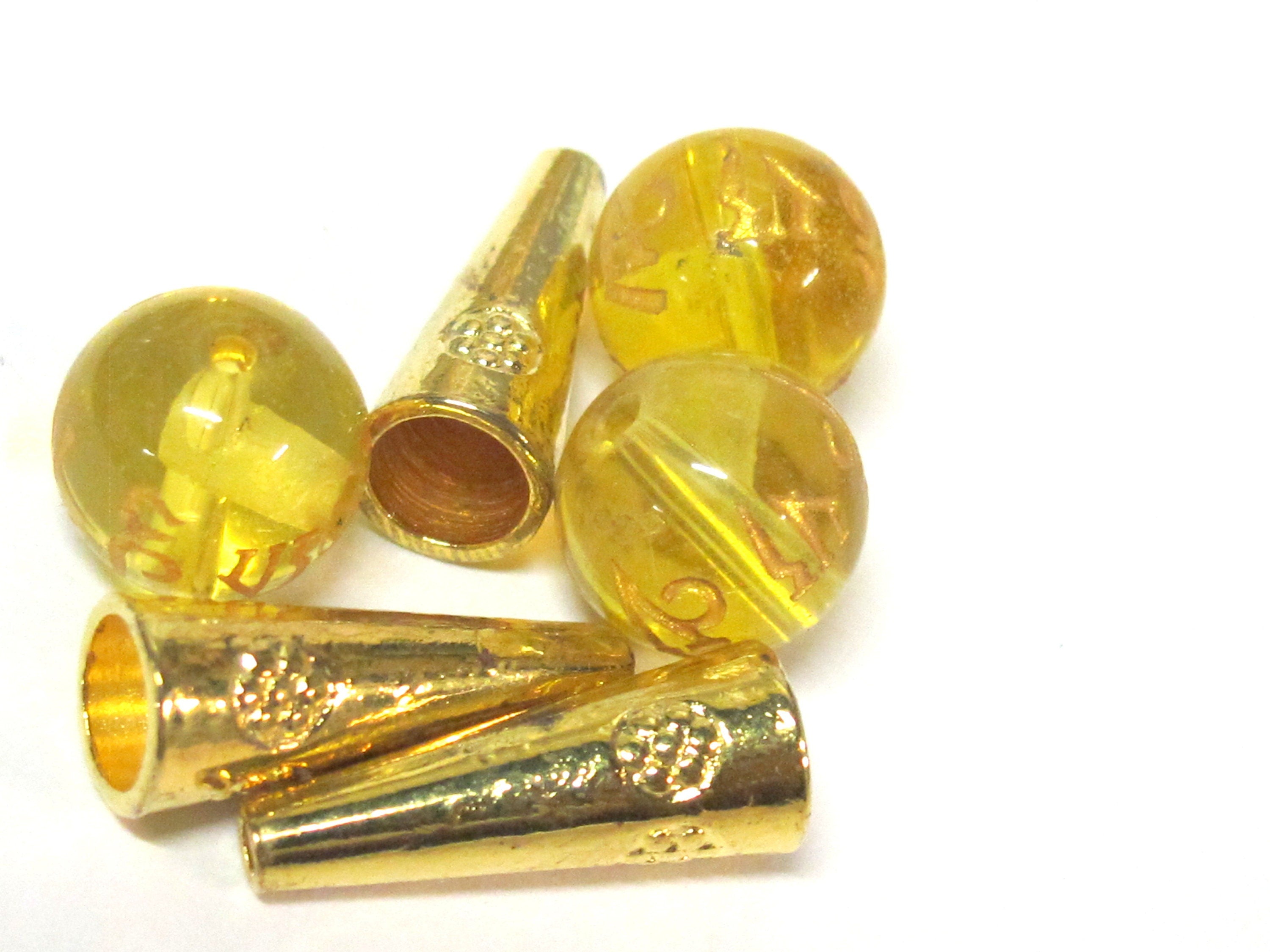 1 Guru Bead set - 12 mm size Tibetan om mantra etched golden honey lemon color synthetic quartz Guru bead and gold color cone bead - GB067