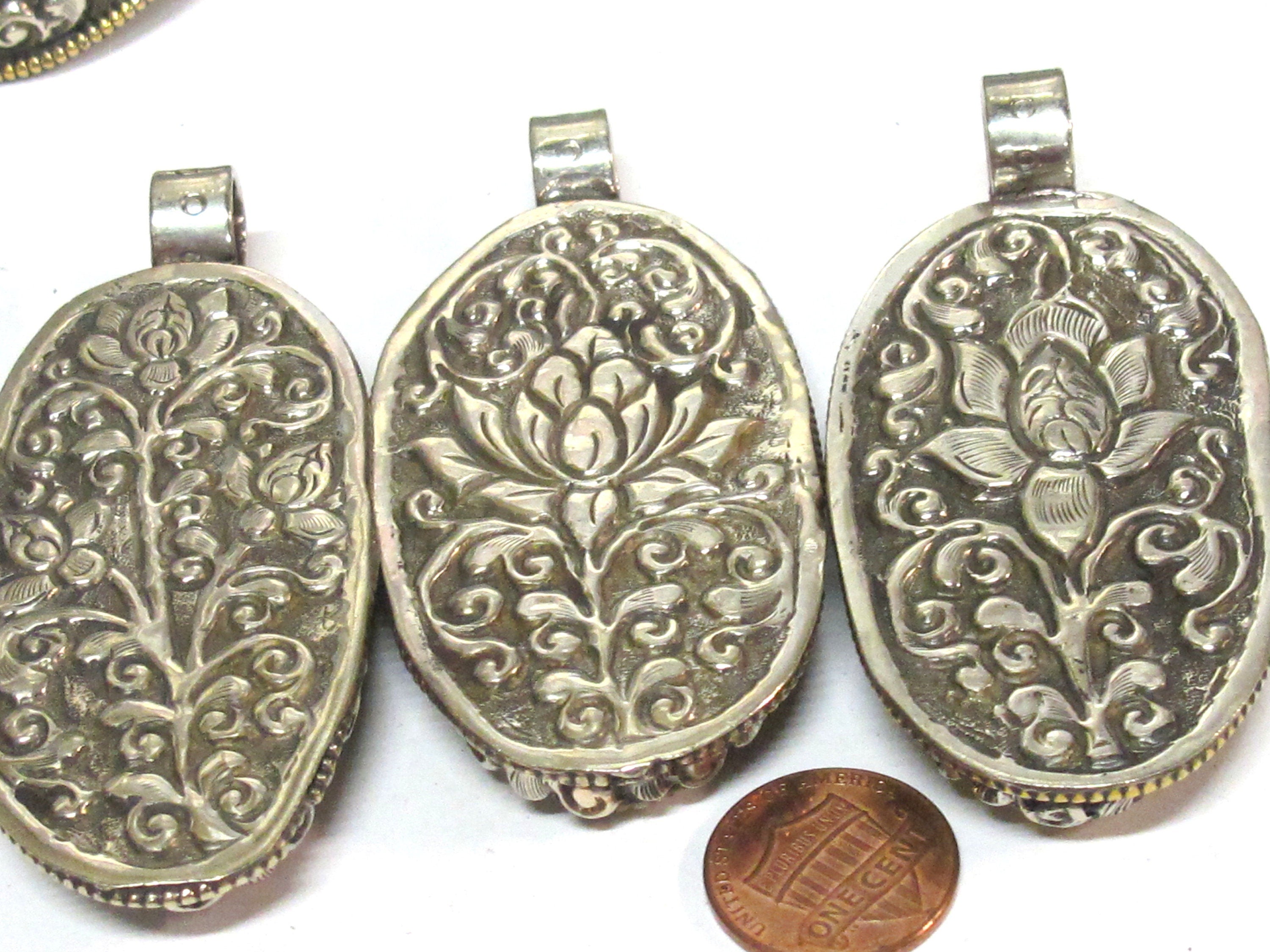 Mermaid pendant jewelry Unique large size carved recycled cattle bone pendant mermaid design and floral carving on reverse side - PB008F