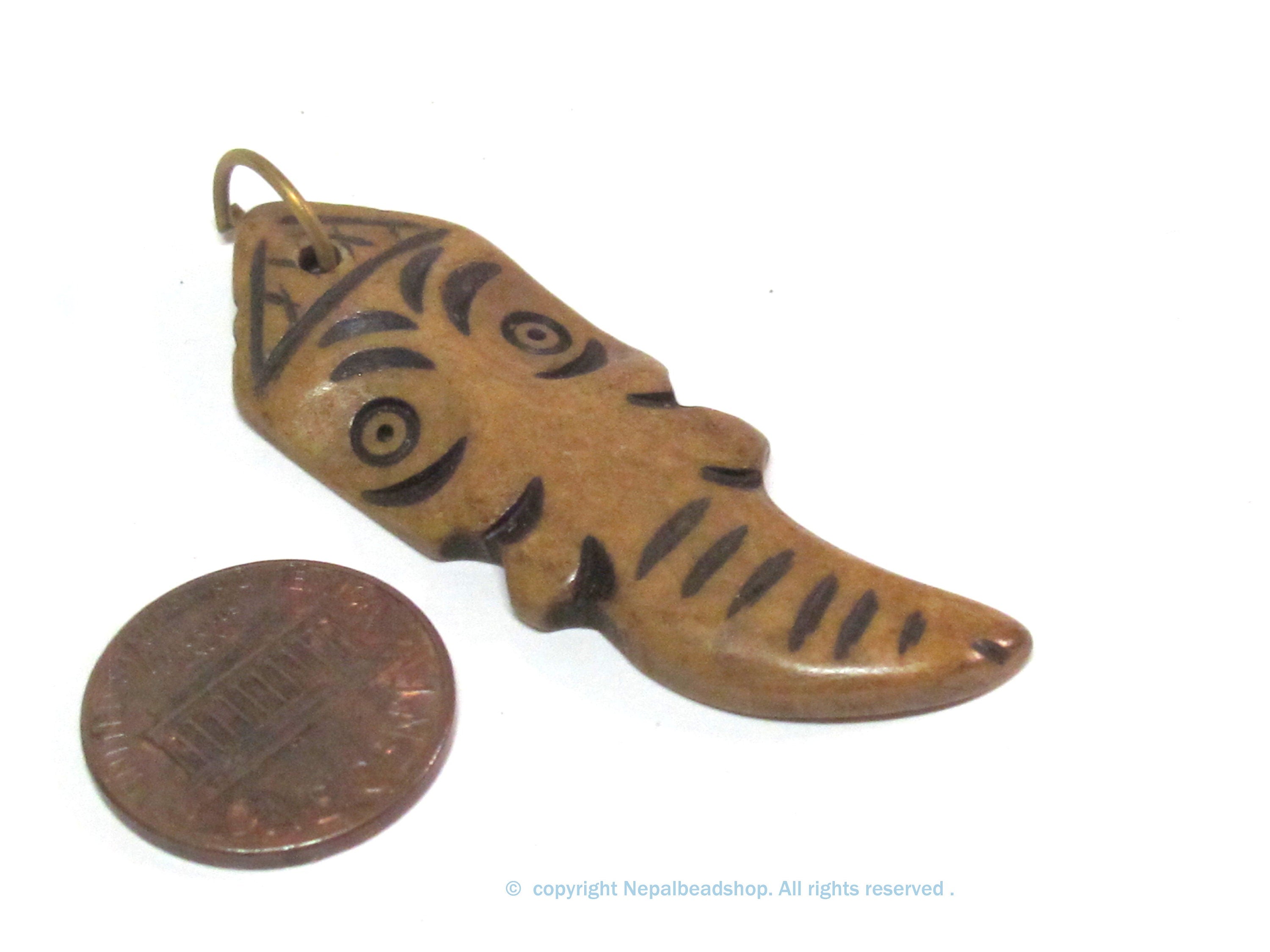 1 Pendant - Ganesha intricately carved recycled cattle recycled cattle bone pendant - PB083K