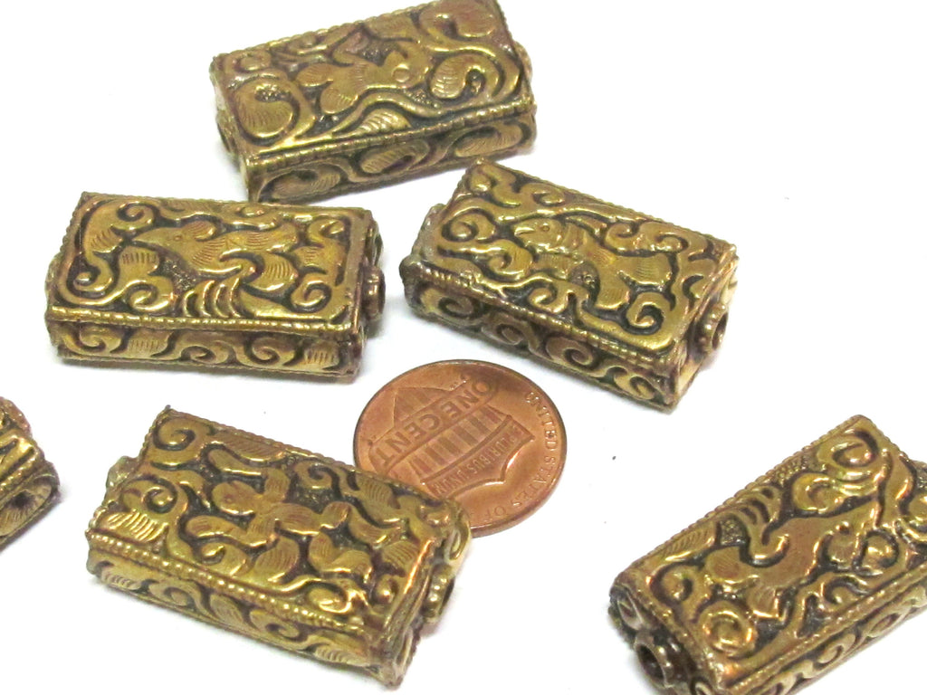 4 beads lot - Rectangular cube shape Tibetan brass repousse random mix floral animal bird carving beads Nepal - BD631K