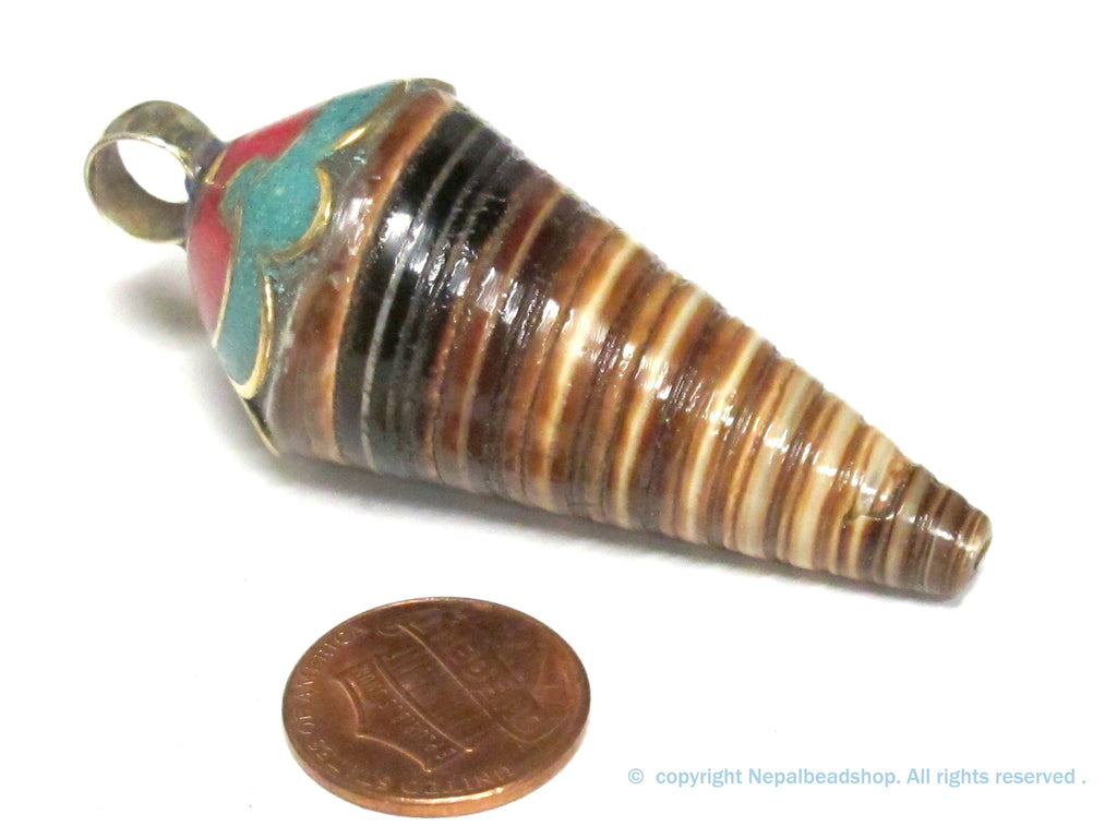 1 Pendant - Ethnic Tibetan Nepal conical shell pendant with brass cap inlaid turquoise - PM417K