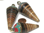 1 Pendant - Ethnic Tibetan Nepal conical shell pendant with brass cap inlaid turquoise - PM417K