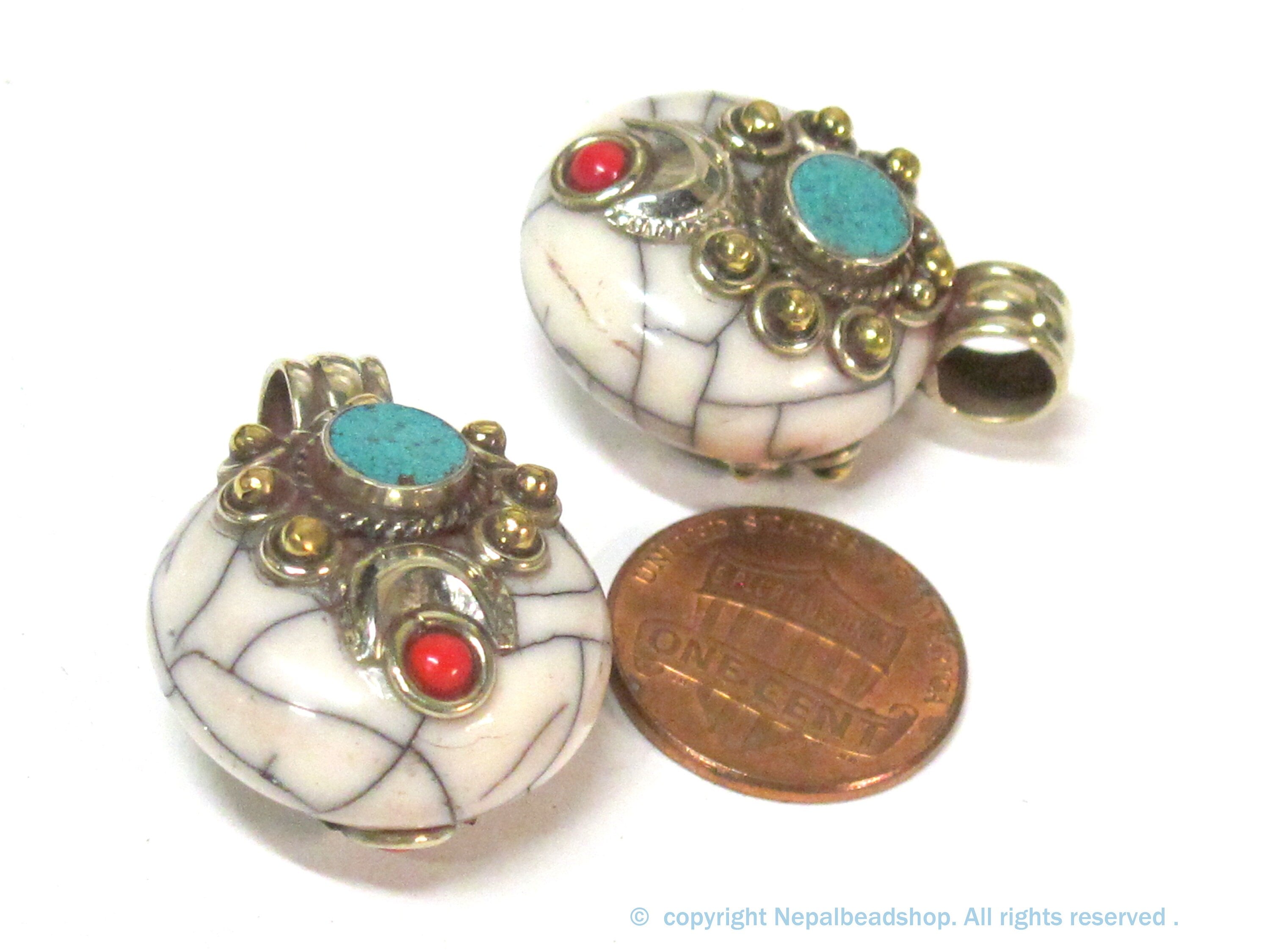 Reversible Tibetan Nepal small size white color crackle resin pendant with brass and turquoise inlay jewelry making supply - PM394B