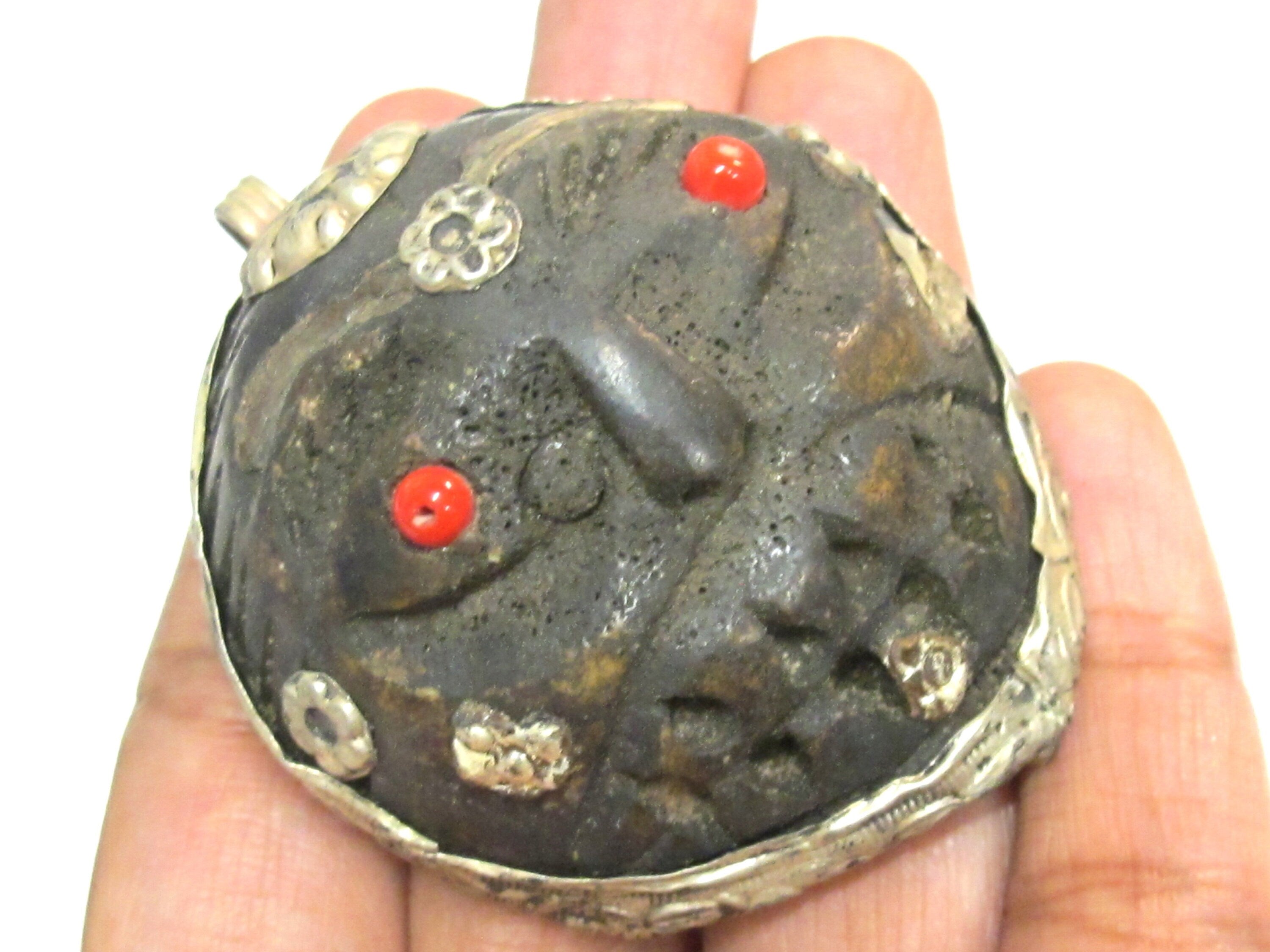 1 Pendant - Unique large tribal carved face recycled cattle bone pendant from Nepal encased in tibetan silver color carved bail - PB118A