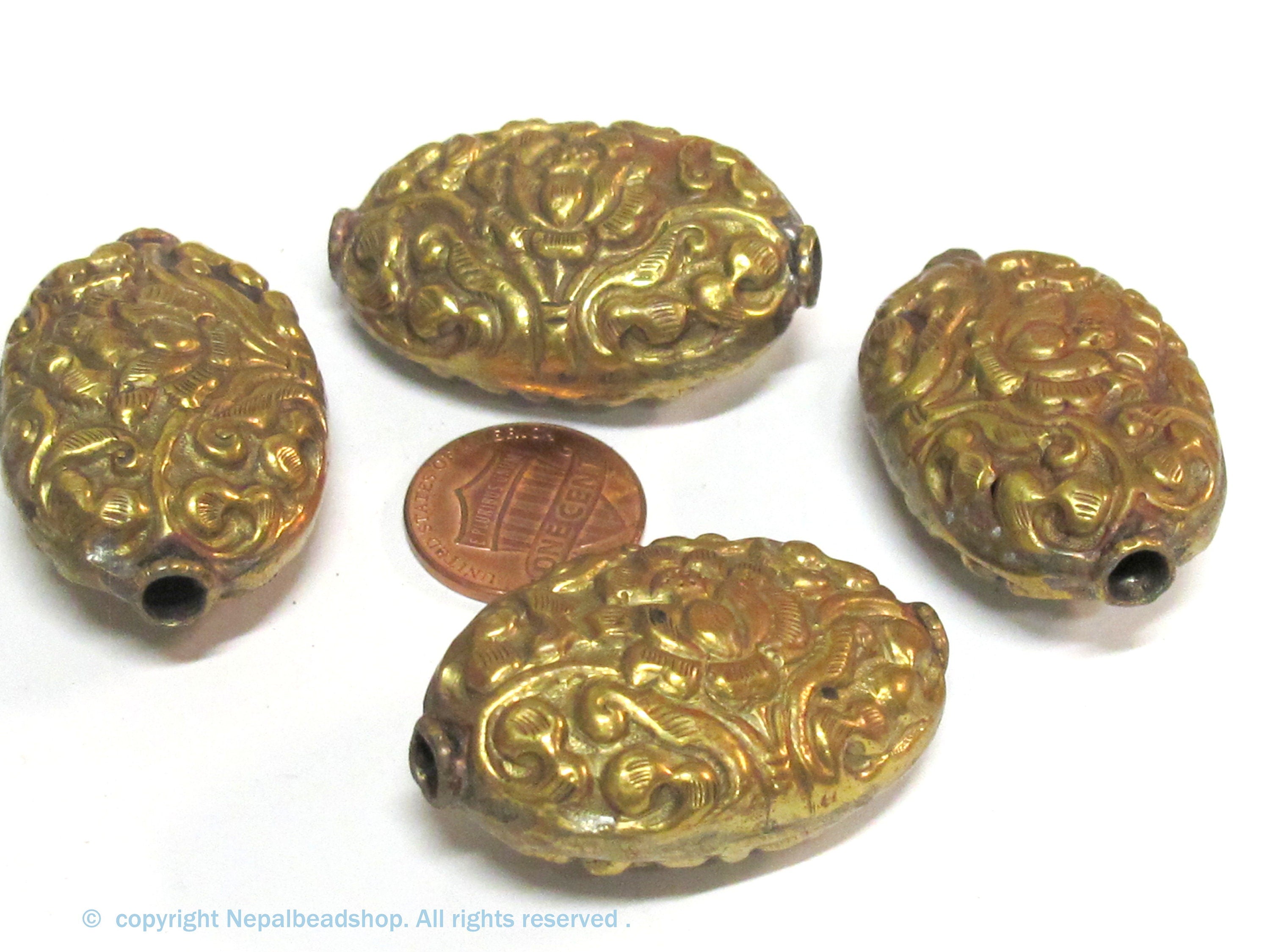 1 Bead Tibetan bead nepal bead tibet bead Large oval shape Tibetan repousse antiqued golden finish Lotus floral design brass bead - BD641K