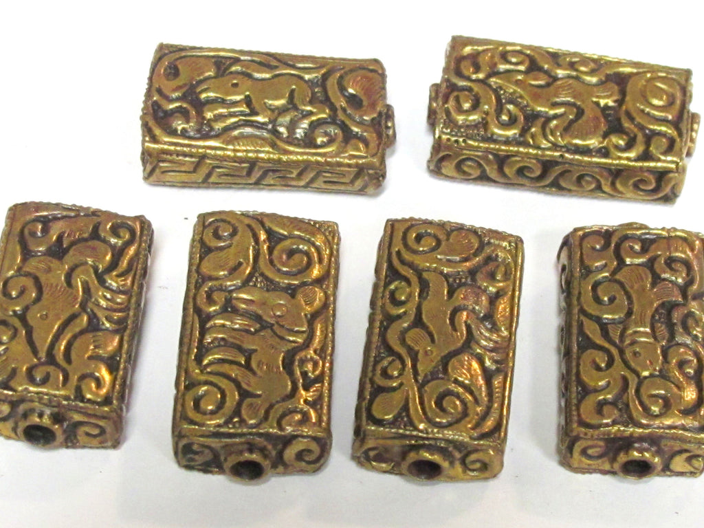 4 beads lot - Rectangular cube shape Tibetan brass repousse random mix floral animal bird carving beads Nepal - BD631K