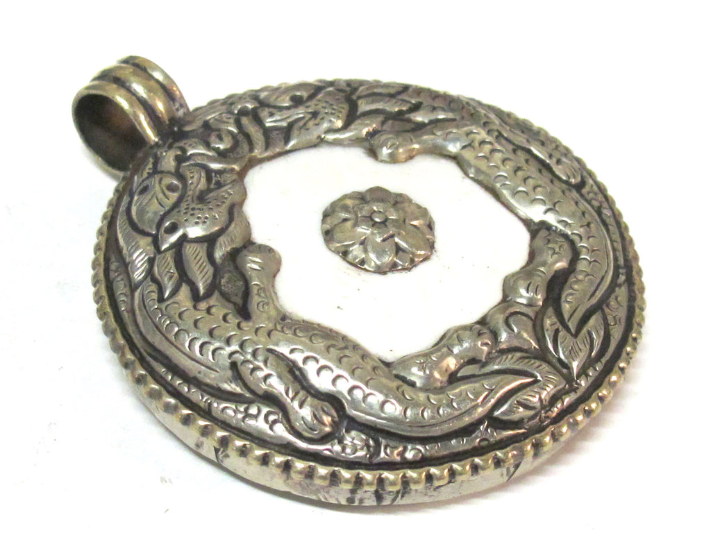 Tibetan pendants - Exotic naga conch shell Tibetan antiqued silver double Dragon Tibetan pendant Nepal - PM246K