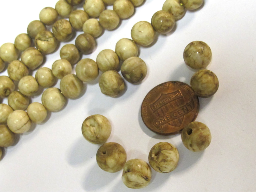 10 Beads - Small Ethnic nepal natural conch shell beads -- CH009D