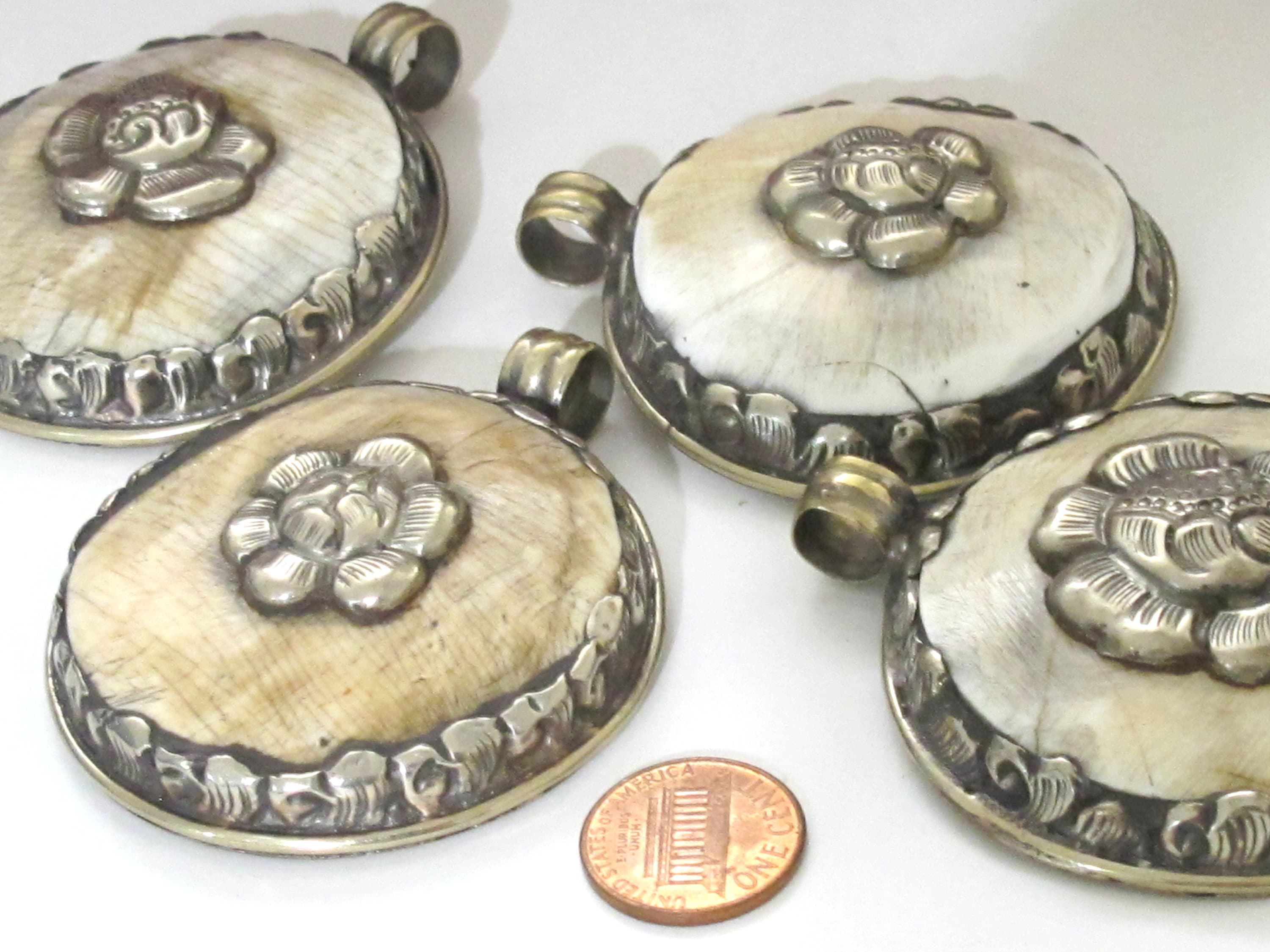 1 pendant - Large Ethnic Tibetan Nepal antiqued silver finish naga conch shell pendant with flower design - PM547E