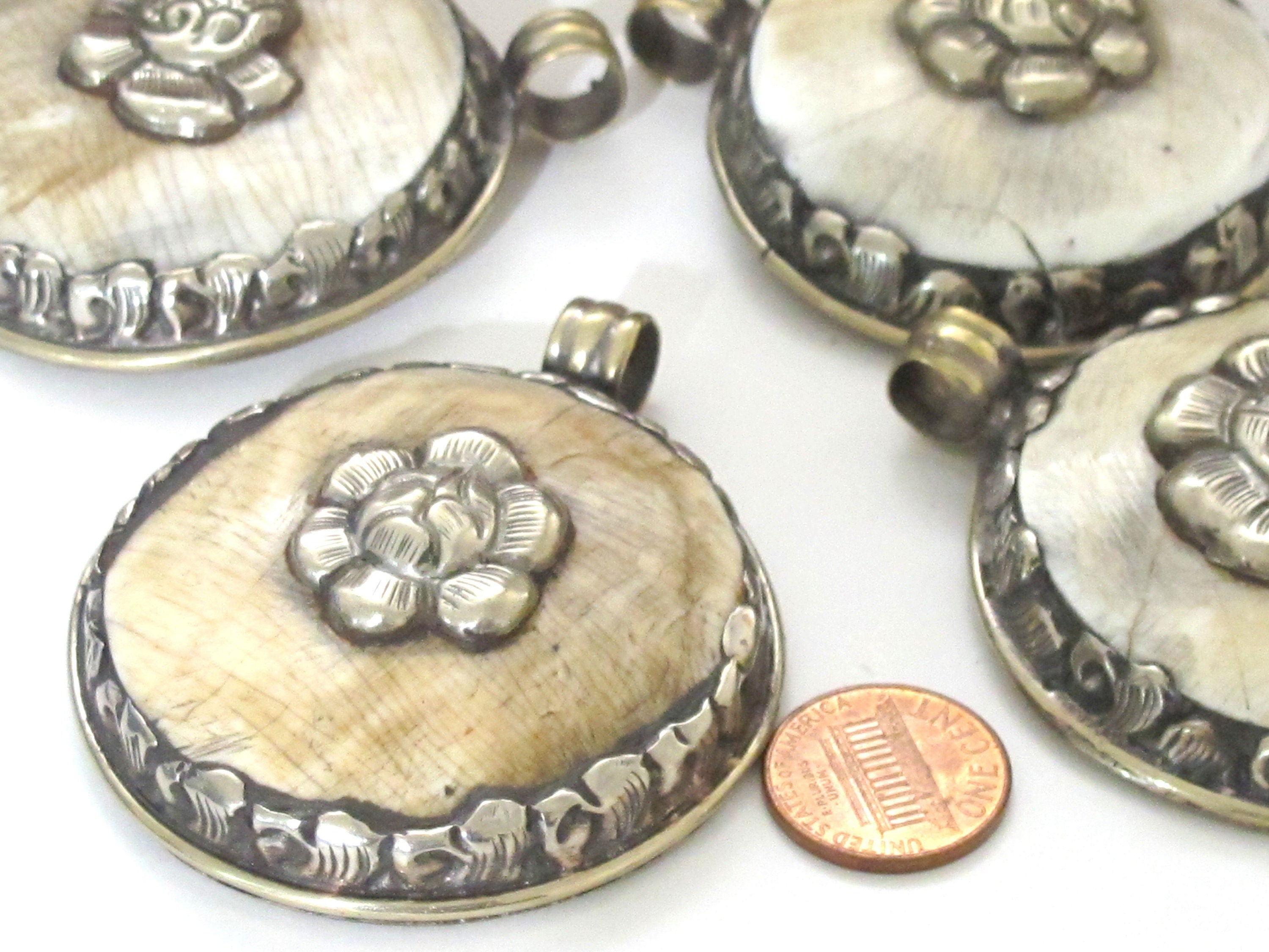 1 pendant - Large Ethnic Tibetan Nepal antiqued silver finish naga conch shell pendant with flower design - PM547E