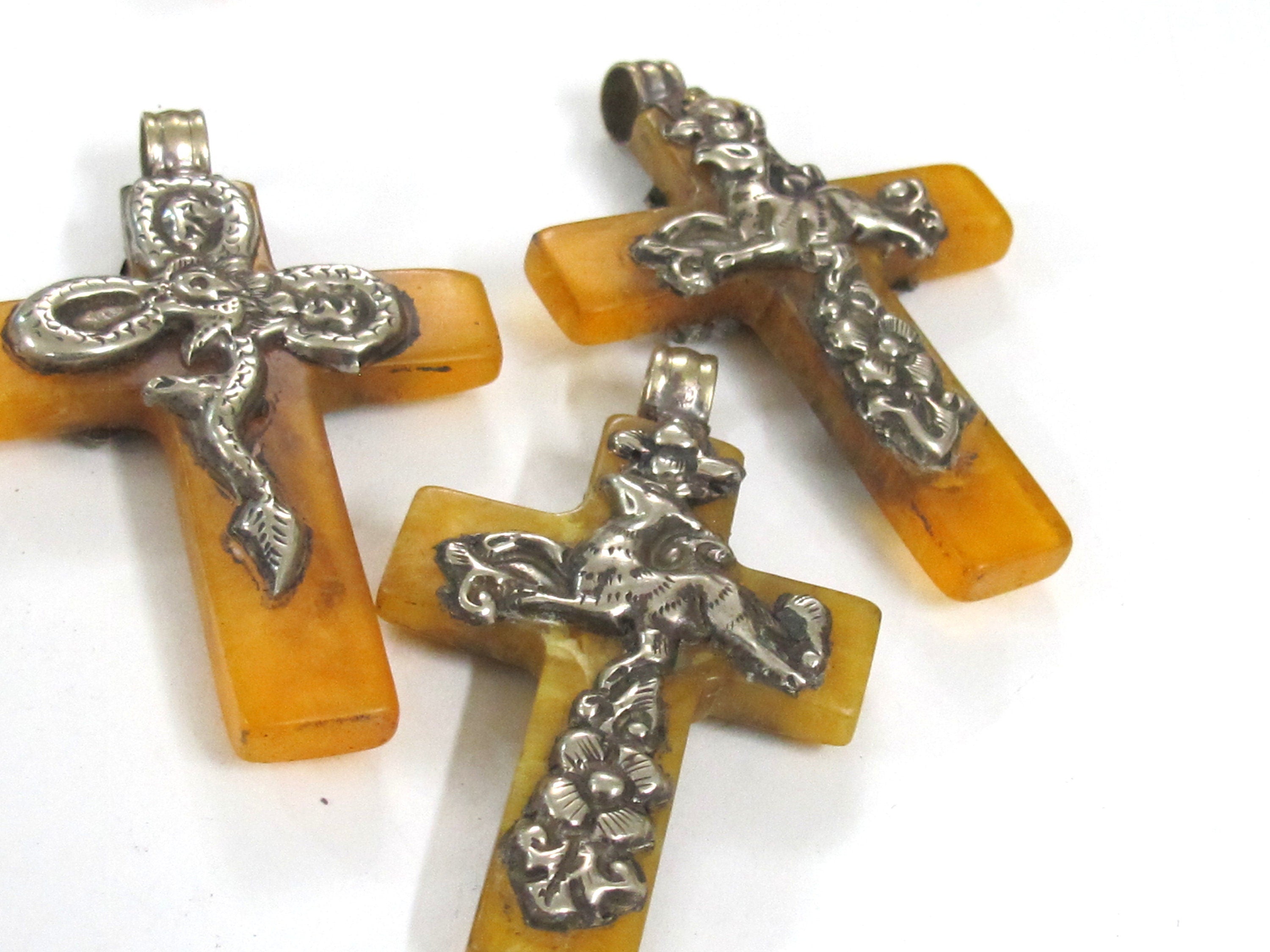 1 Pendant - Nepal Tibetan Cross Pendant, silver color Mix Floral Animal Design, yellow honey color resin Pendant, antiqued finish PM514P