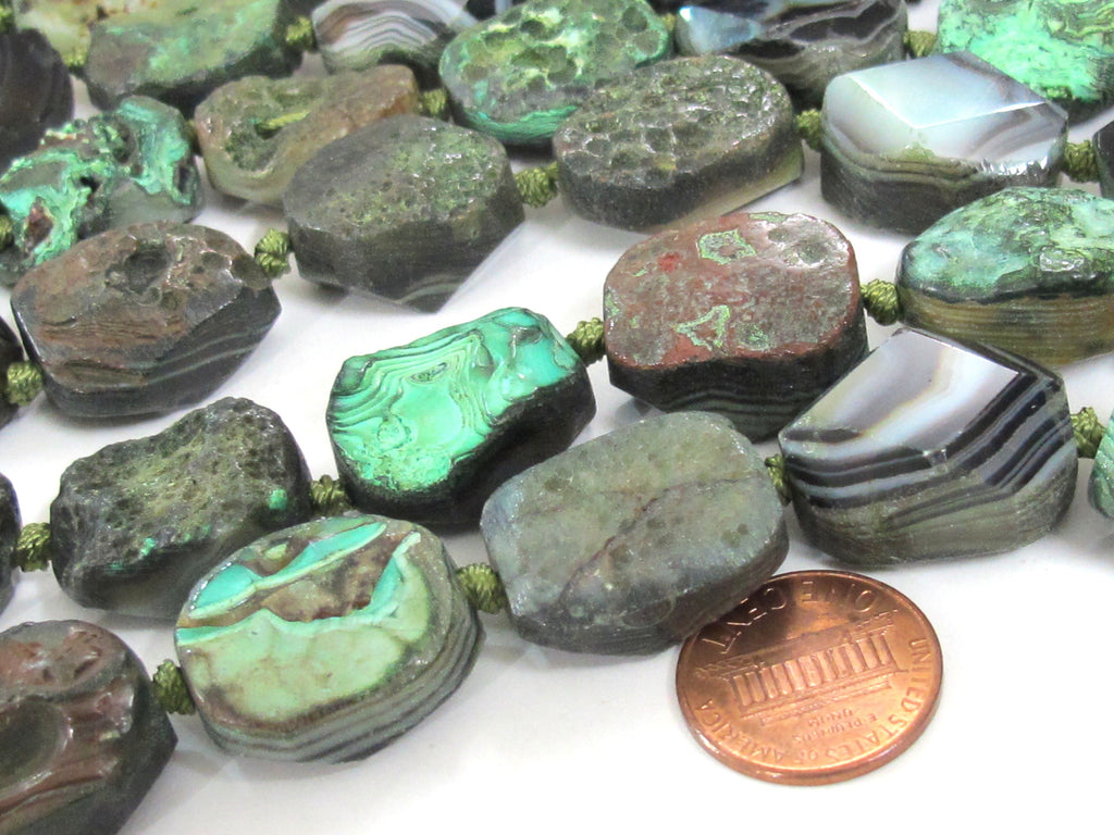 4 BEADS - Beautiful oval shape reversible Green color rough agate coin slab beads and facet cut smooth on reverse side - GM289K