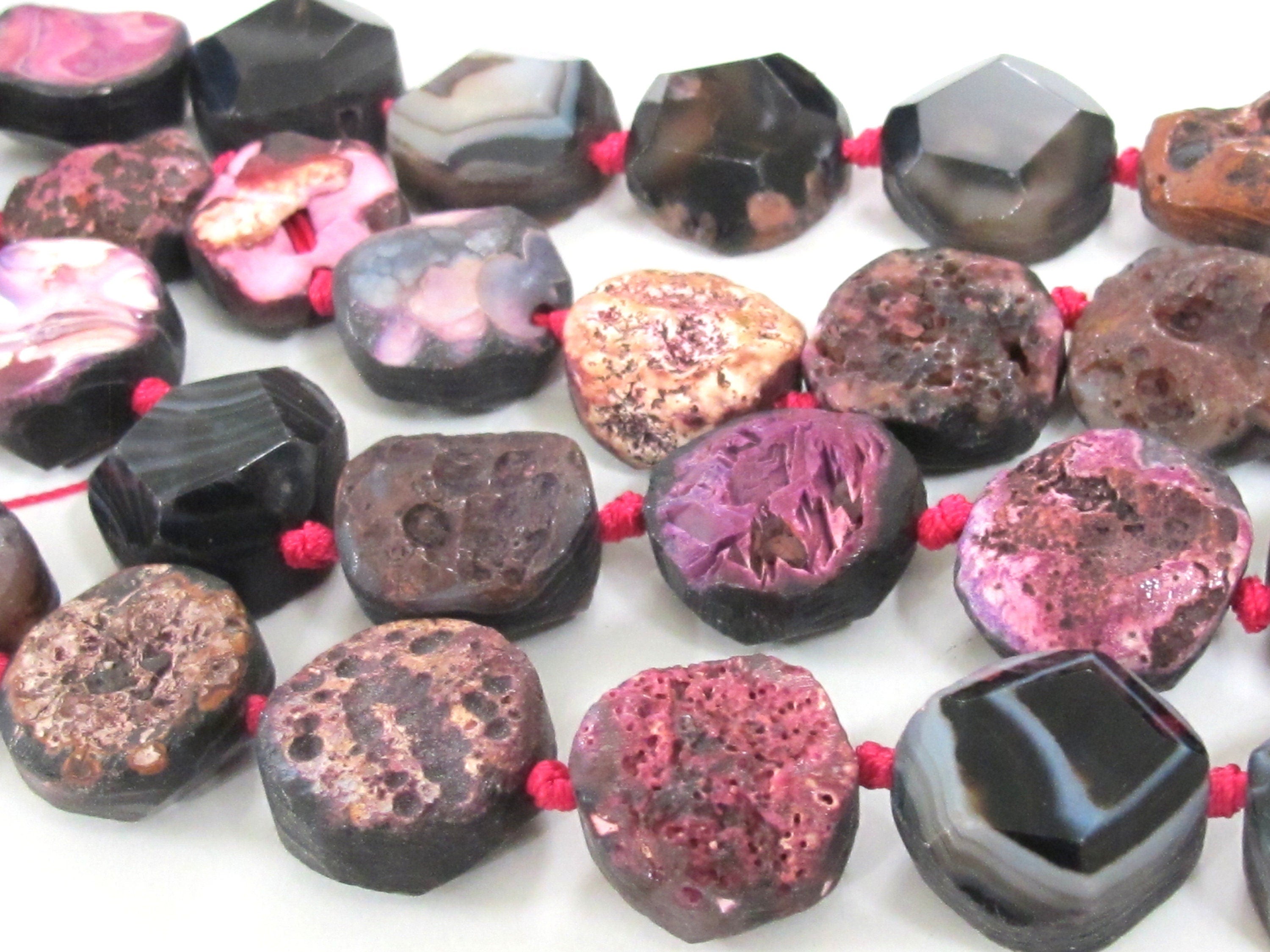 4 Beads - Pink color reversible rough agate coin slab beads and facet cut smooth on reverse side - GM289M