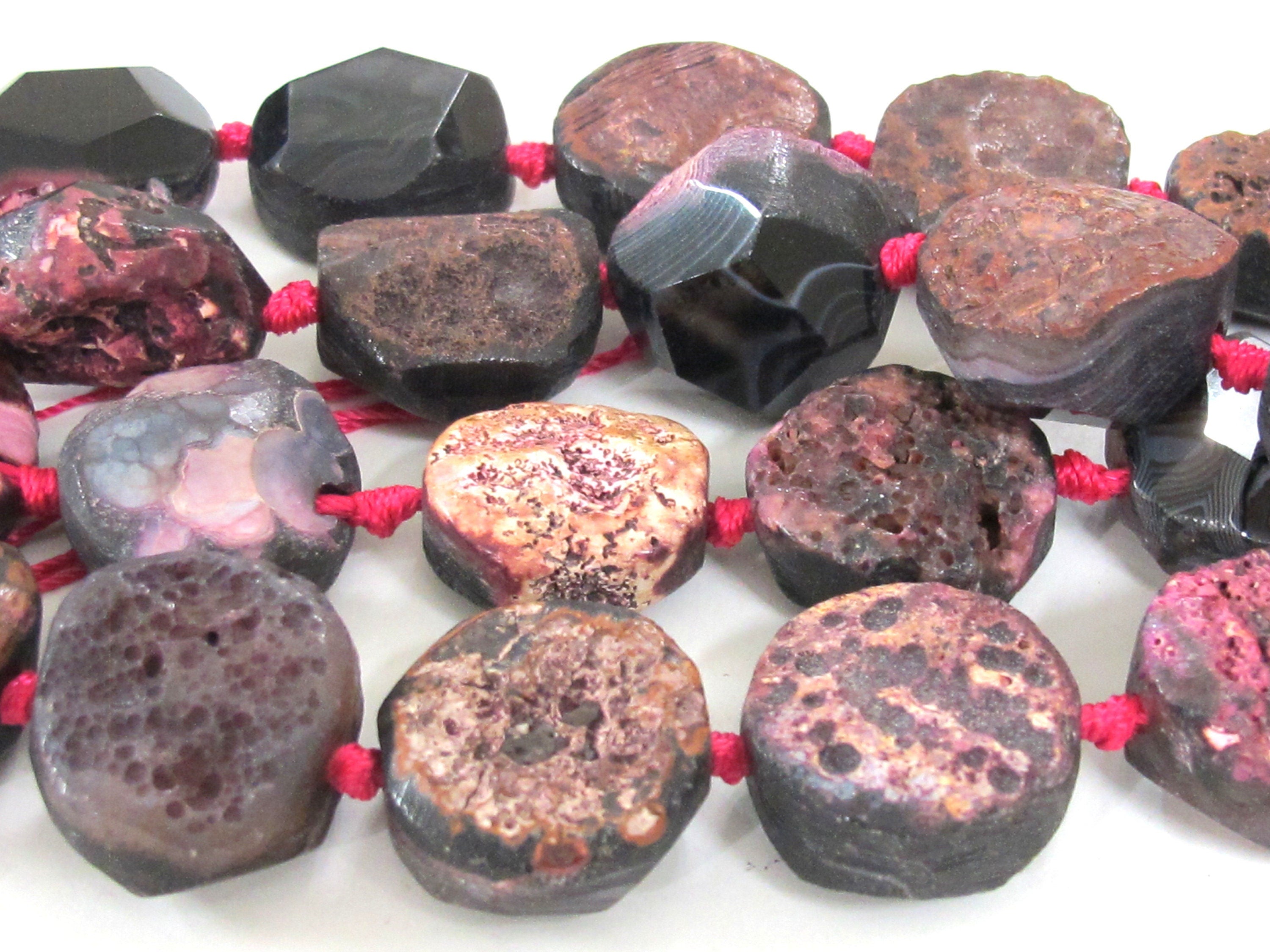4 Beads - Pink color reversible rough agate coin slab beads and facet cut smooth on reverse side - GM289M