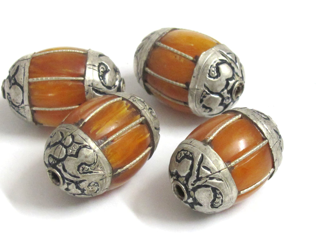 1 BEAD - Large Tibetan copal resin grooved melon shape bead - BD668K