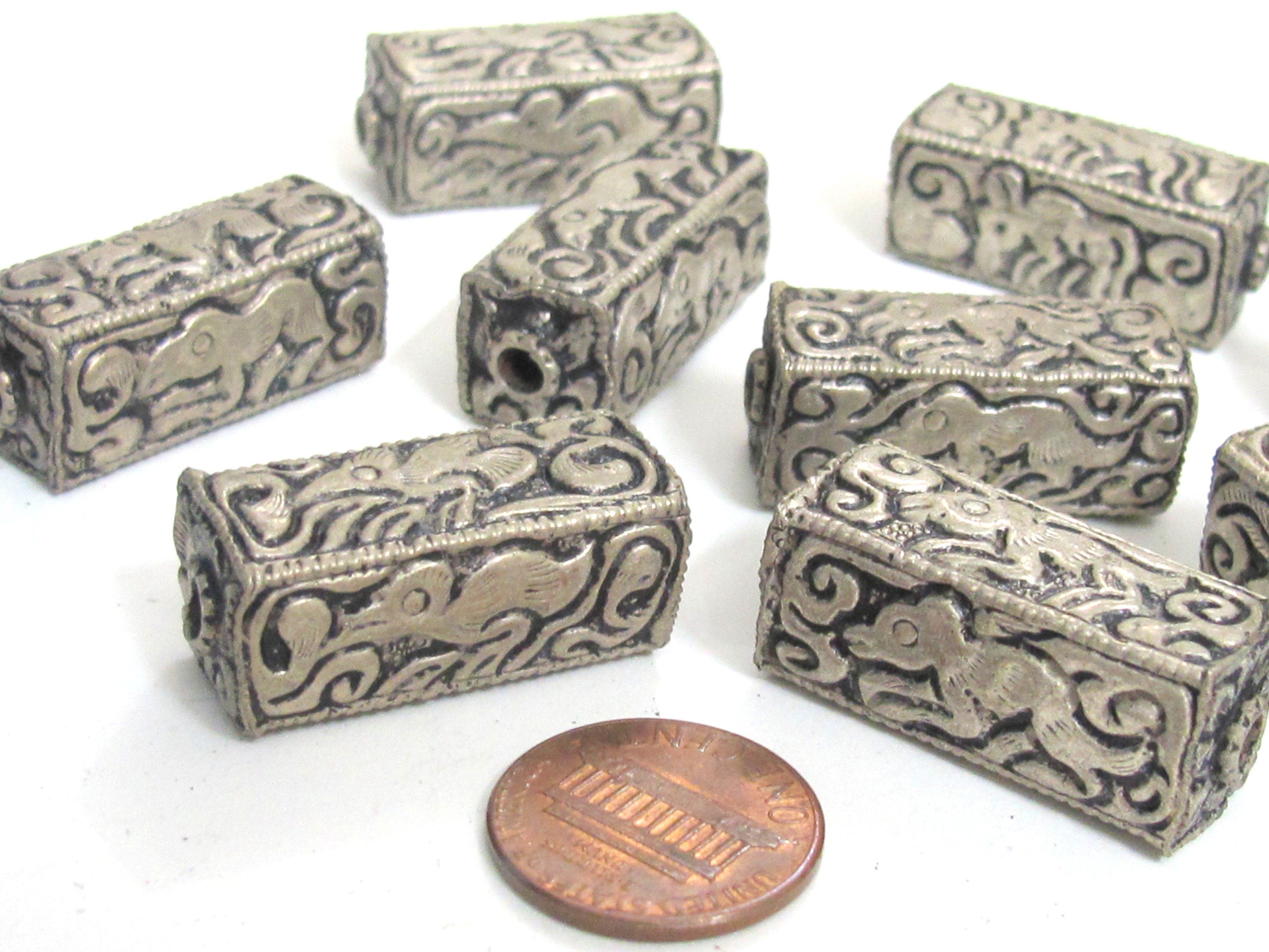 4 Beads - Tibetan antiqued silver color finish repousse animal bird floral mix carving rectangle cube shape beads - BD957K