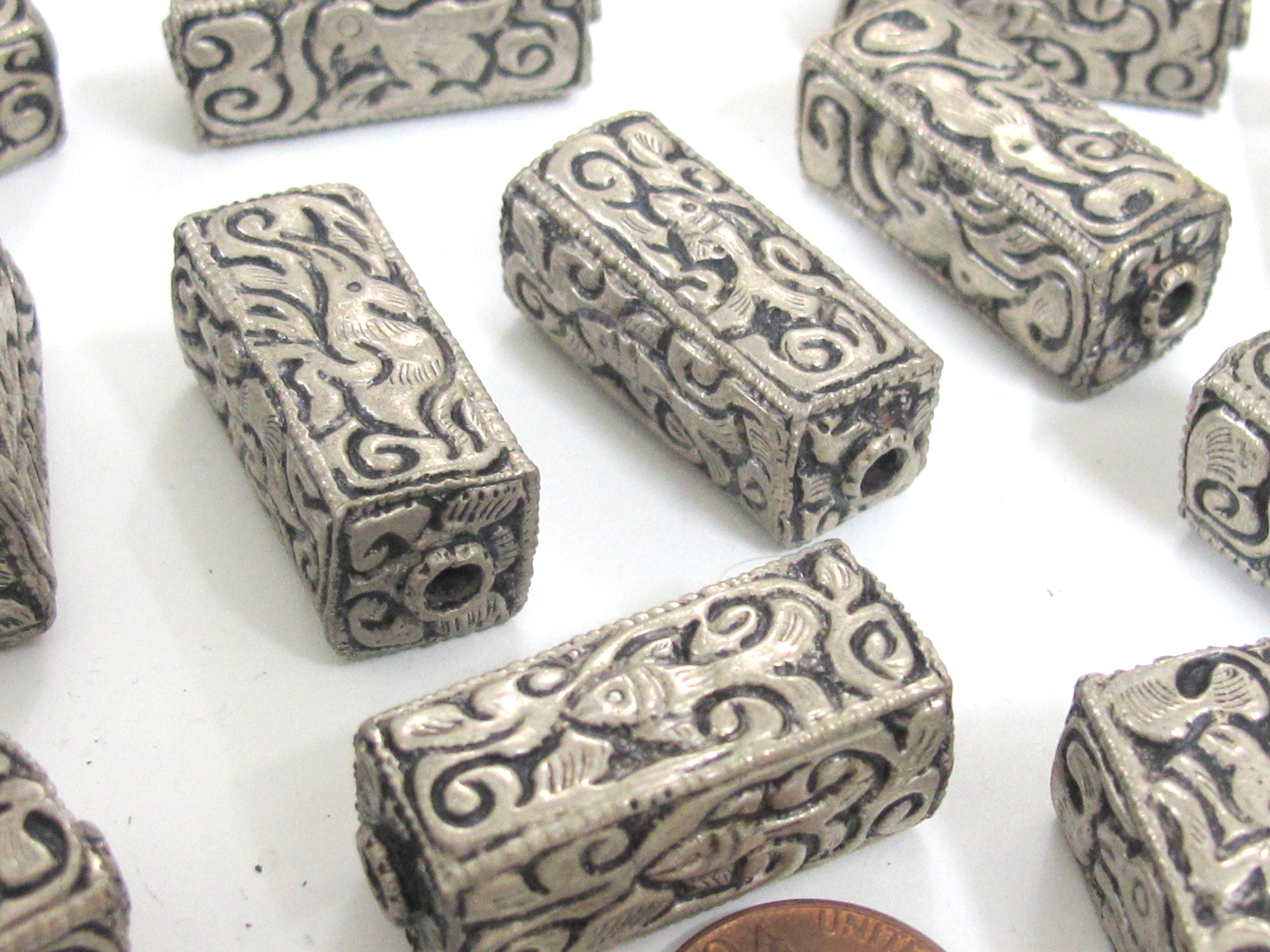 4 Beads - Tibetan antiqued silver color finish repousse animal bird floral mix carving rectangle cube shape beads - BD957K