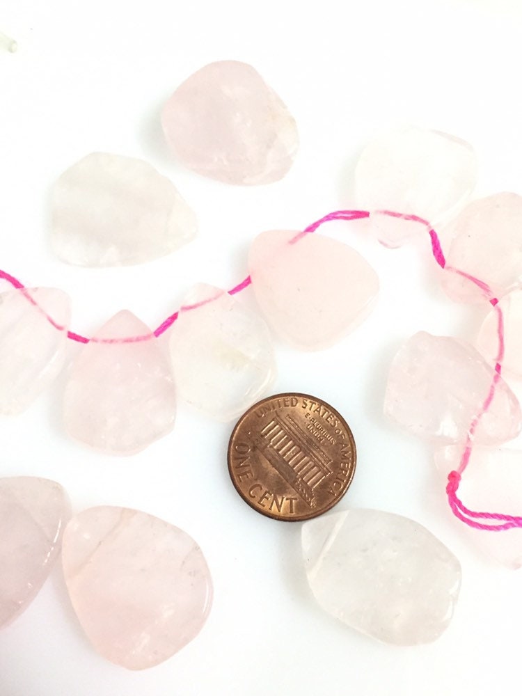 4 beads set - Pink quartz triangular shape gemstone beads - GM326K