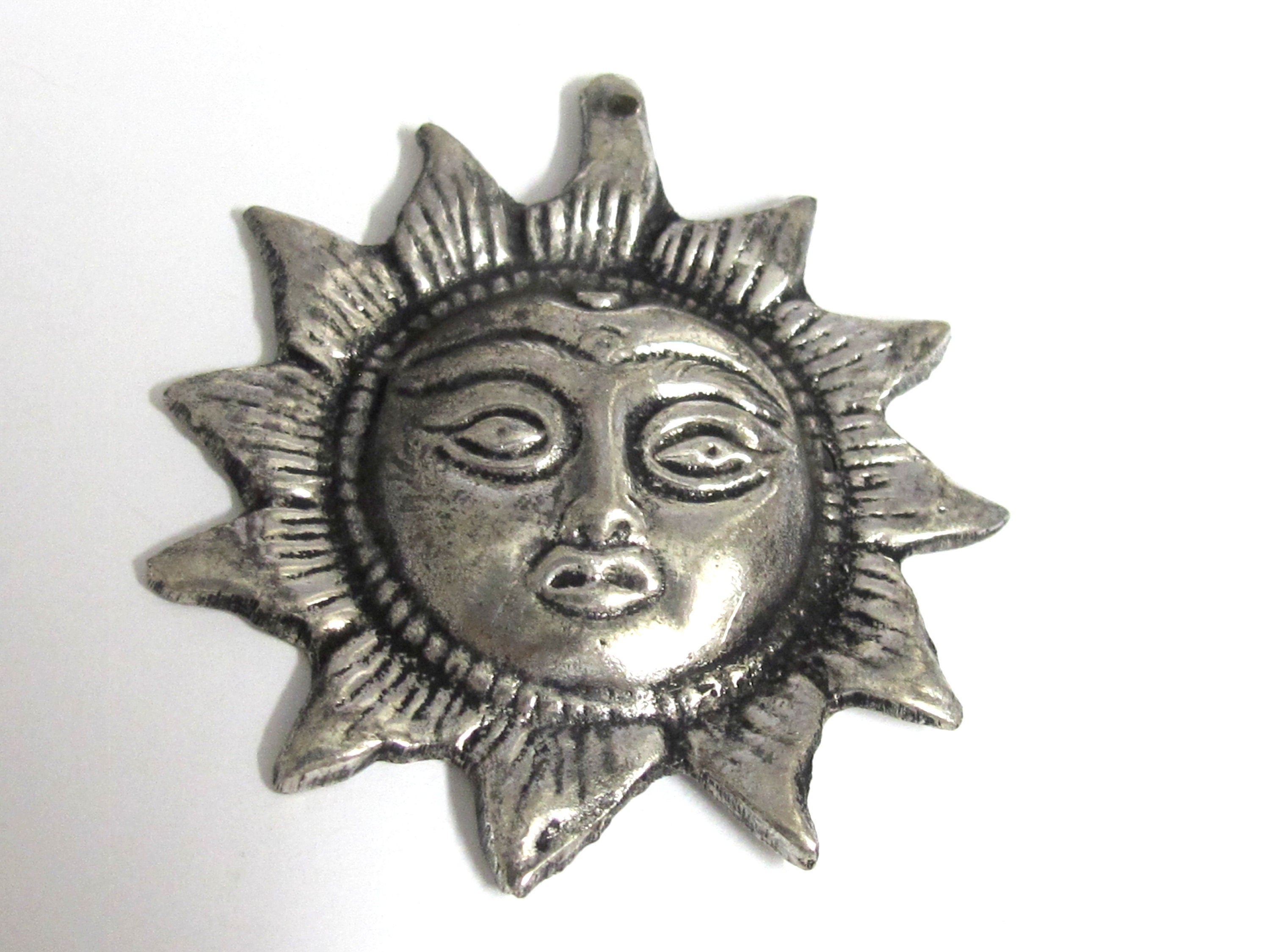 Tibetan Sun Face Pendant | Beautiful Antiqued Silver Finish Sun Design Charm | Nepal Pendant CP016