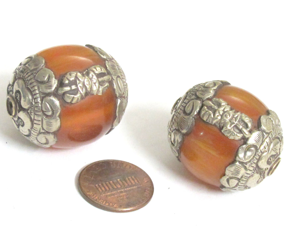 1 bead - Wholesale bulk Nepal beads Tibetan copal resin capped bead with tibetan silver dorje vajra symbol - BD473K