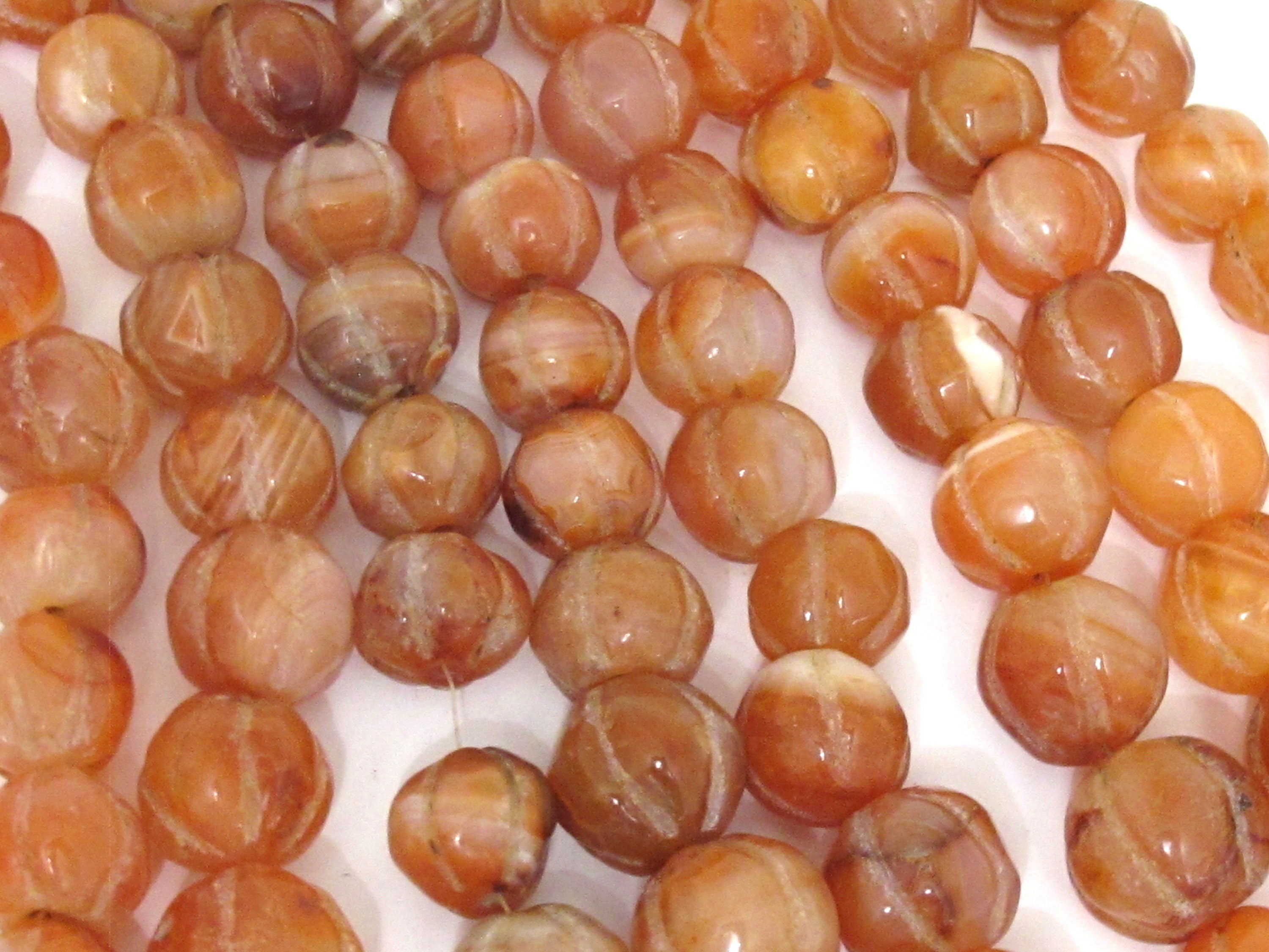 5 beads - Old Nepal Himalayan Carnelian melon shape gemstone beads naga beads medium size 12 mm to 18 mm - GM026K