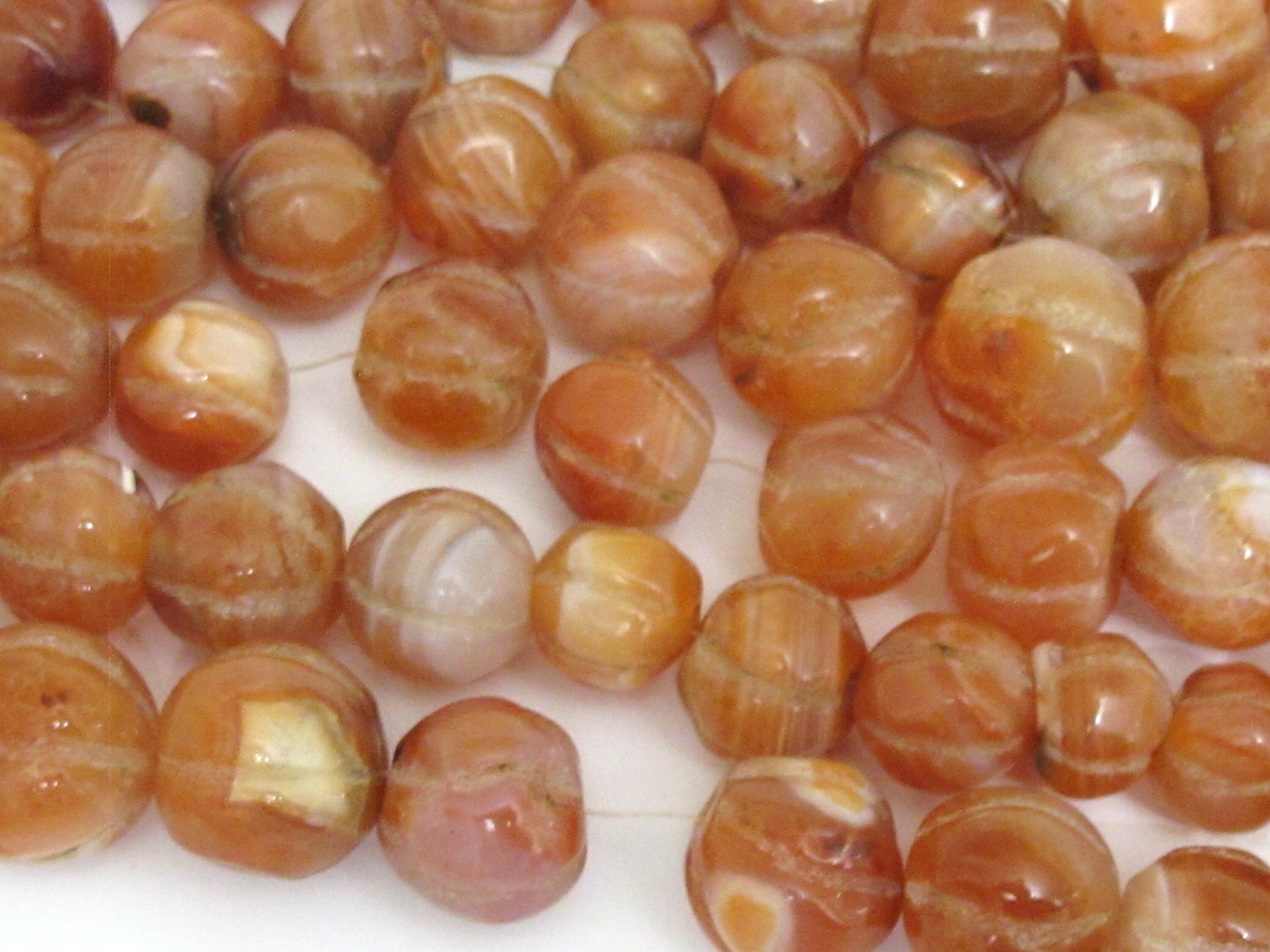 5 beads - Old Nepal Himalayan Carnelian melon shape gemstone beads naga beads medium size 12 mm to 18 mm - GM026K