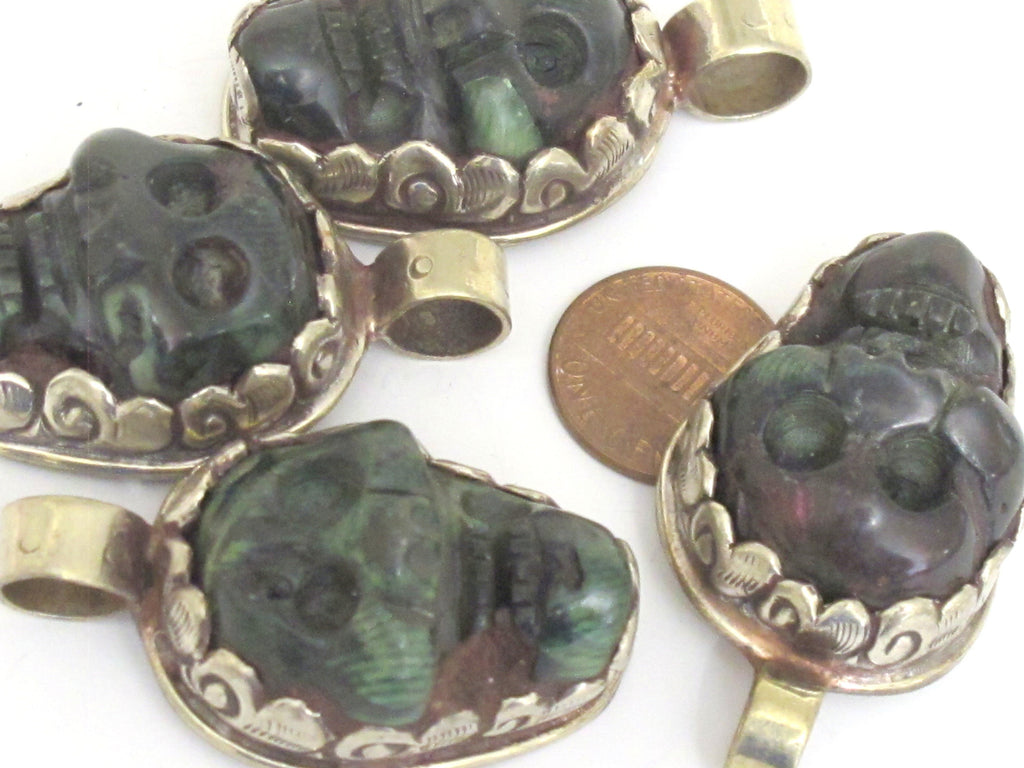 1 Pendant - Gorgeous tribal carved skeleton skull head face green agate gemstone pendant with floral carving - PM348P