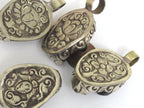 1 Pendant - Gorgeous tribal carved skeleton skull head face green agate gemstone pendant with floral carving - PM348P
