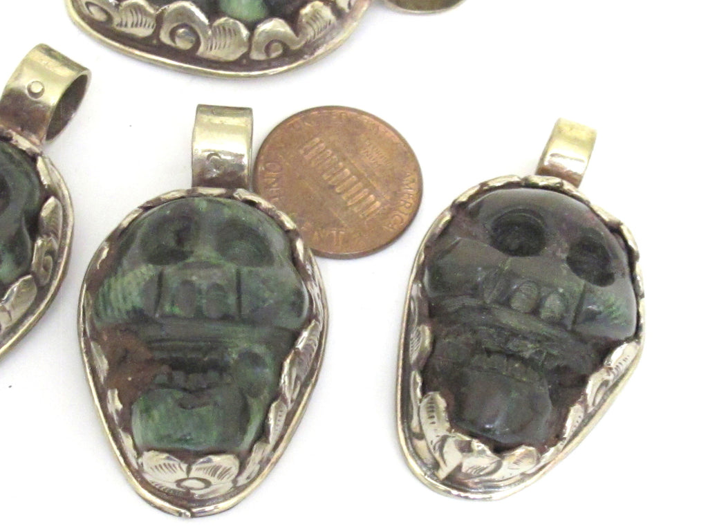 1 Pendant - Gorgeous tribal carved skeleton skull head face green agate gemstone pendant with floral carving - PM348P