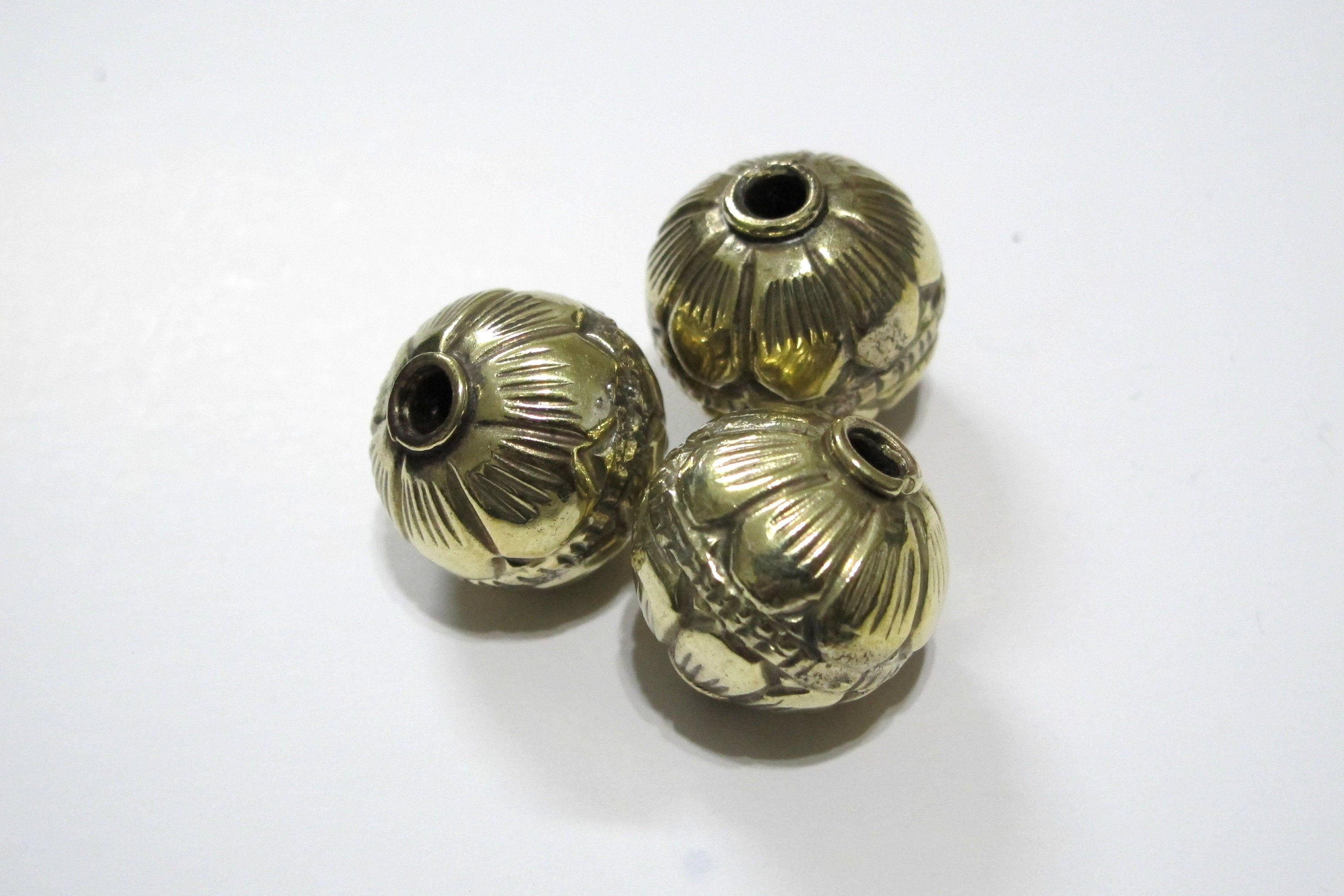 1 BEAD - Large Size 19 -20 mm Tibetan brass repousse floral design oval rondele shape beads Nepal beads Tibetan beads lotus beads BD996