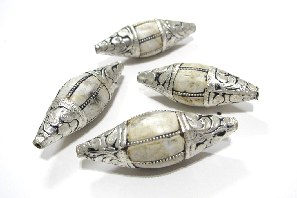 1 Bead - Ethnic Nepal conch shell beads tibetan silver capped shell beads naga conch shell beads grooved wire inlaid design CH078