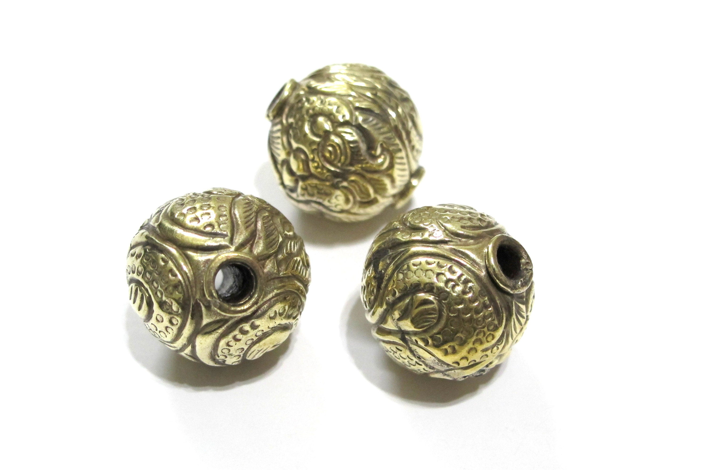 1 BEAD - Large Size 20 -21 mm Tibetan silver repousse floral dragon snake design beads Nepal beads Tibetan beads dragon bead BD095A