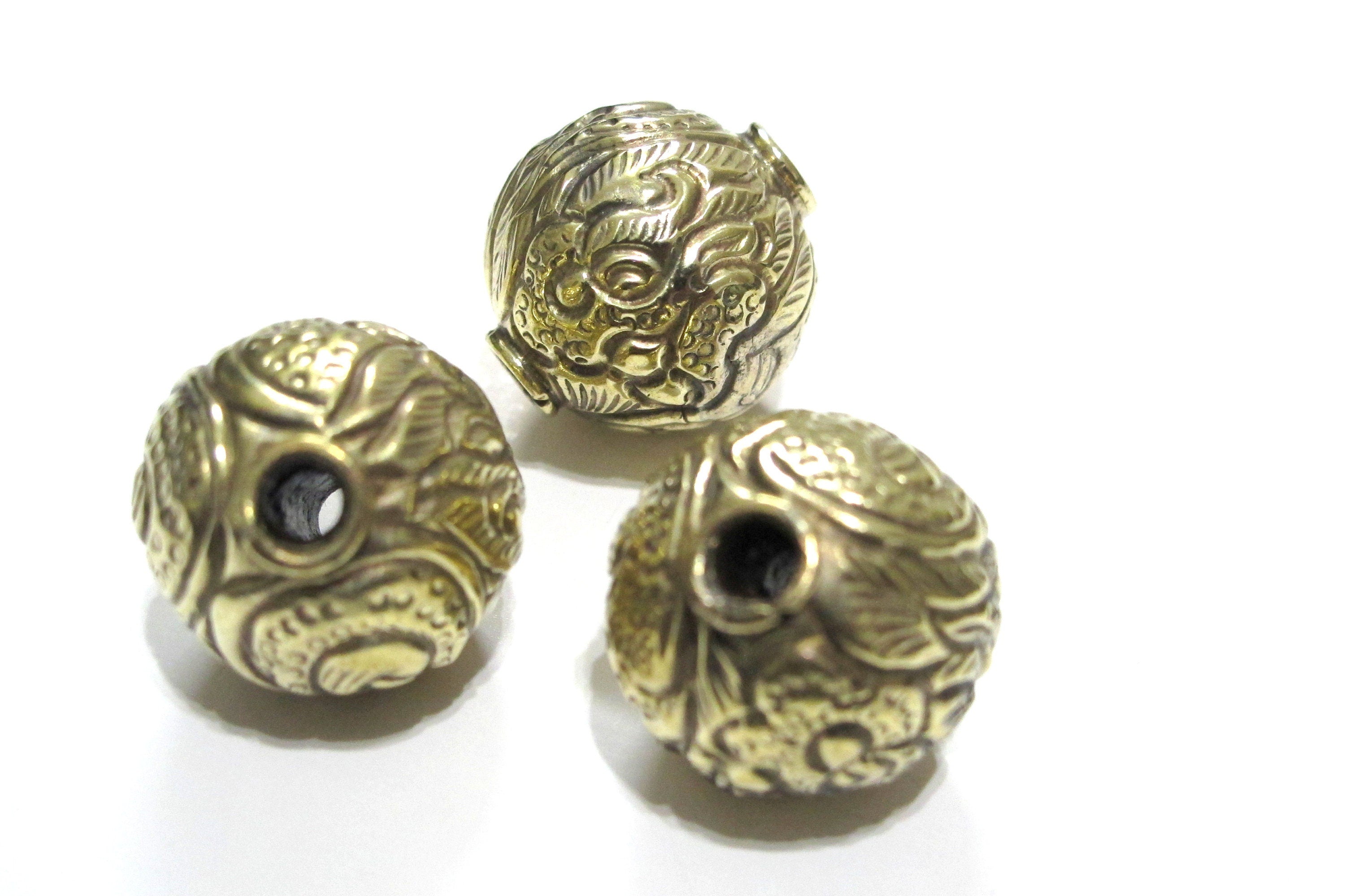1 BEAD - Large Size 20 -21 mm Tibetan silver repousse floral dragon snake design beads Nepal beads Tibetan beads dragon bead BD095A