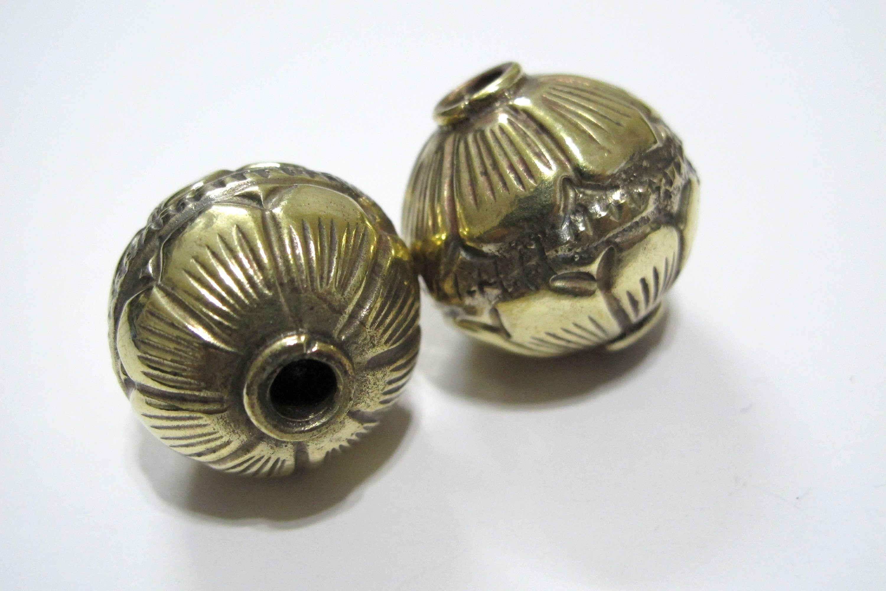1 BEAD - Large Size 19 -20 mm Tibetan brass repousse floral design oval rondele shape beads Nepal beads Tibetan beads lotus beads BD996