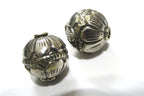 1 BEAD - Large Size 19 -20 mm Tibetan silver repousse floral design oval rondele shape beads Nepal beads Tibetan beads lotus beads BD313
