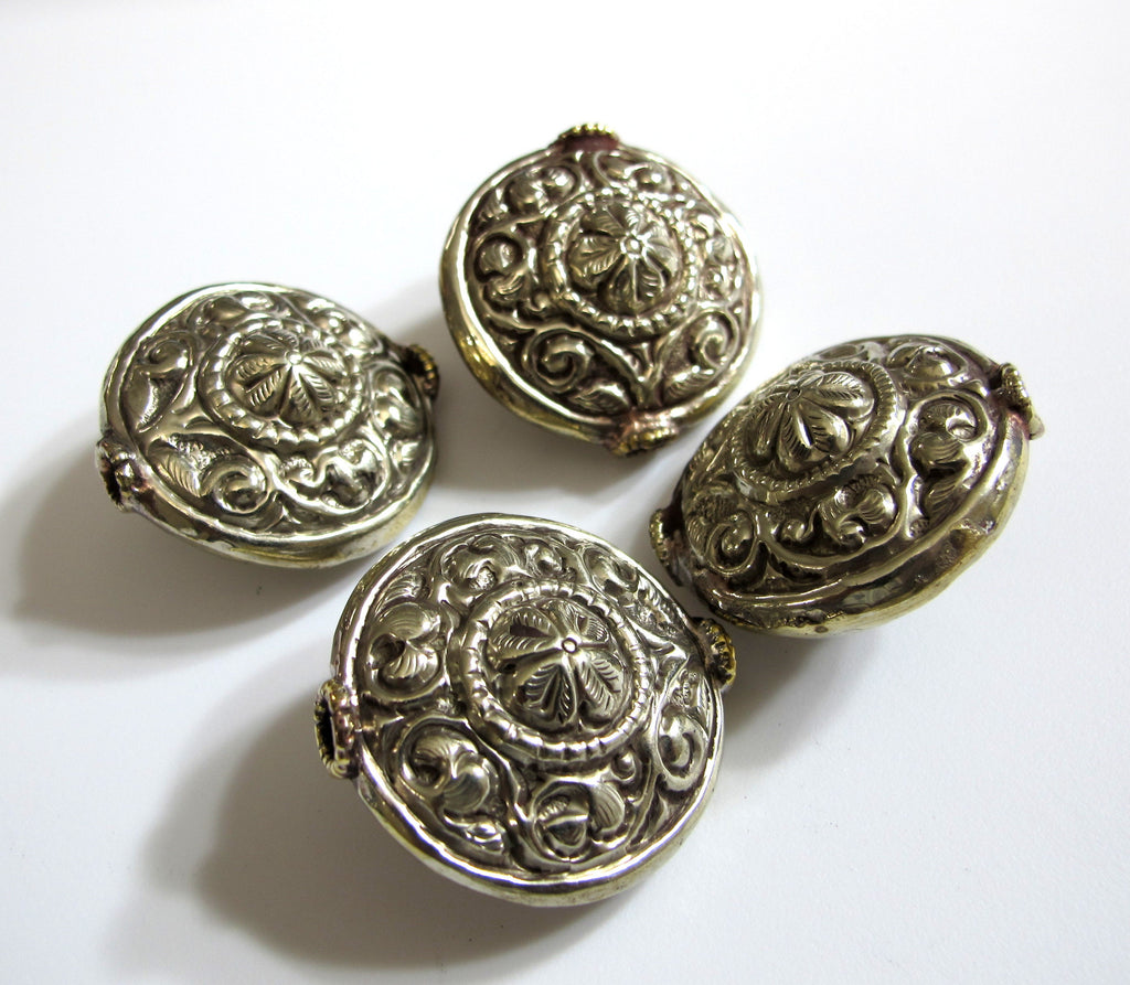 1 Bead - Large size Tibetan antiqued silver color finish repousse flower design focal bead wheel shape bead tibetan beads nepal- BD170