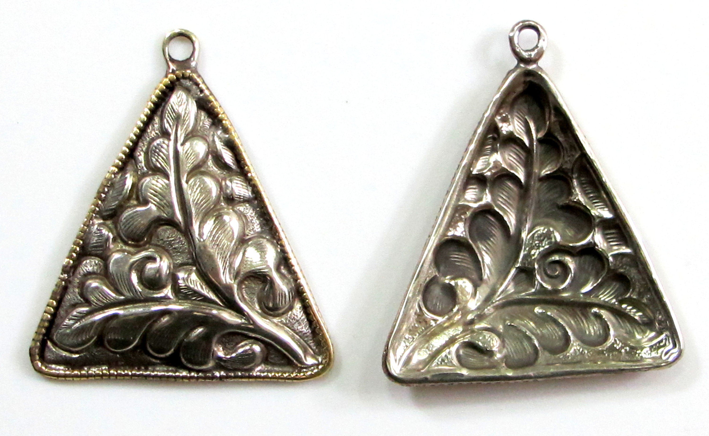 1 charm pendant - Triangle shape Tibetan antiqued silver finish floral leaf repousse Nepalese pendant light weight charm Nepal- PM705D