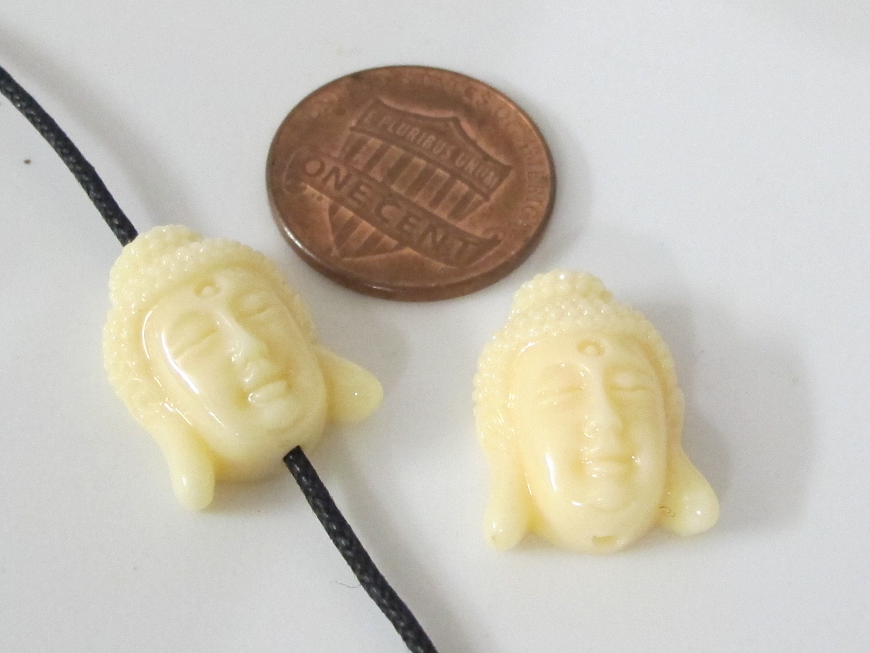 4 BEADS - Cream resin Buddha beads buddah face beads mala making supplies 13 mm x 18 mm - BD599G