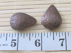 2 pieces - Teardrop shape copper tone beads - BD201