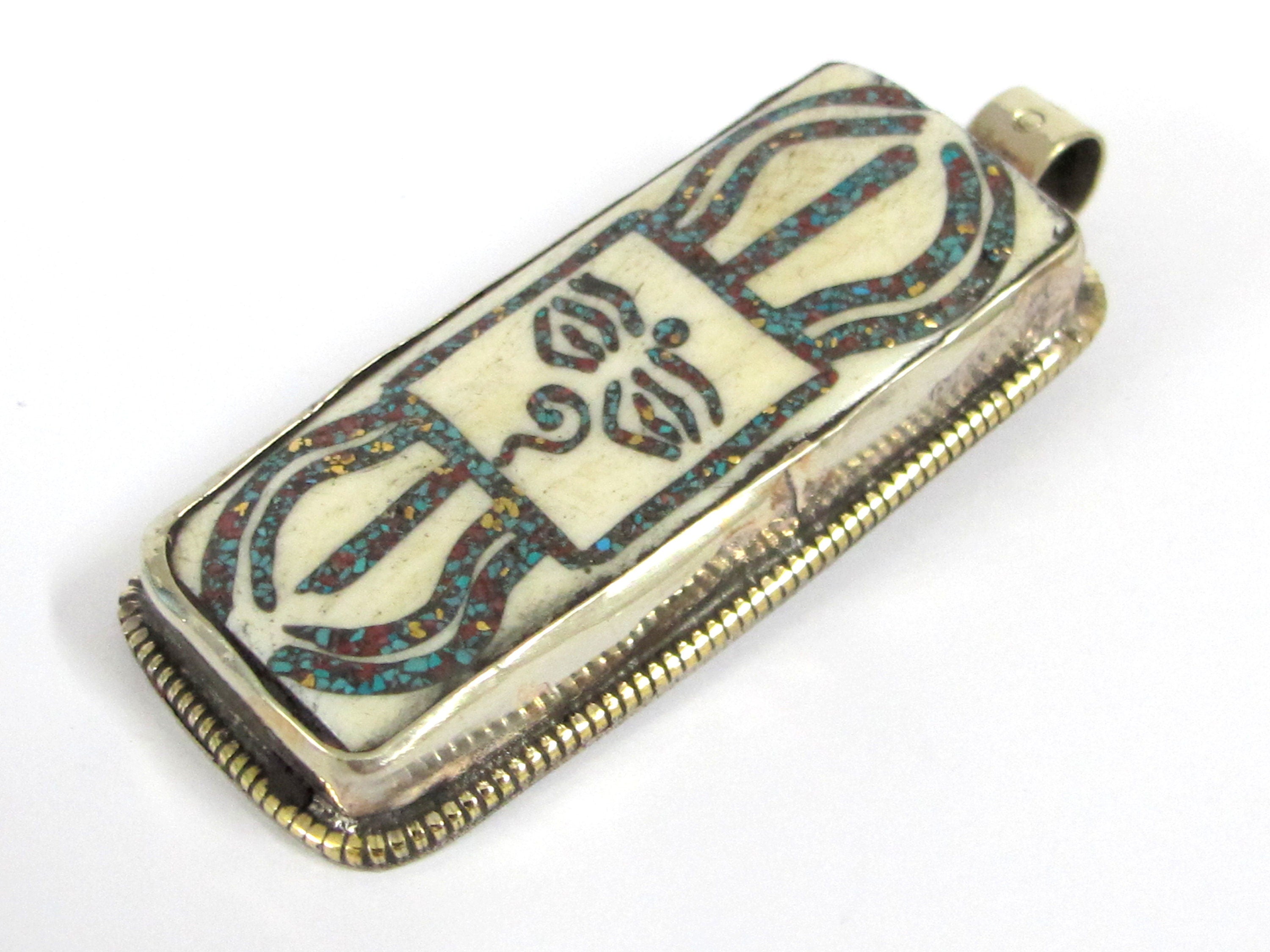 1 Tibetan Dorje Vajra Buddha eye pendant - Ethnic cream color Dorje Buddha eye pendant turquoise inlay Nepal bone pendant - PB016C