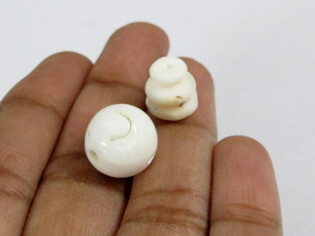 2 shell Guru Beads - 3 hole bead for mala making connector tibetan bead white color shell guru beads Nepal nepalbeadshop - GB070