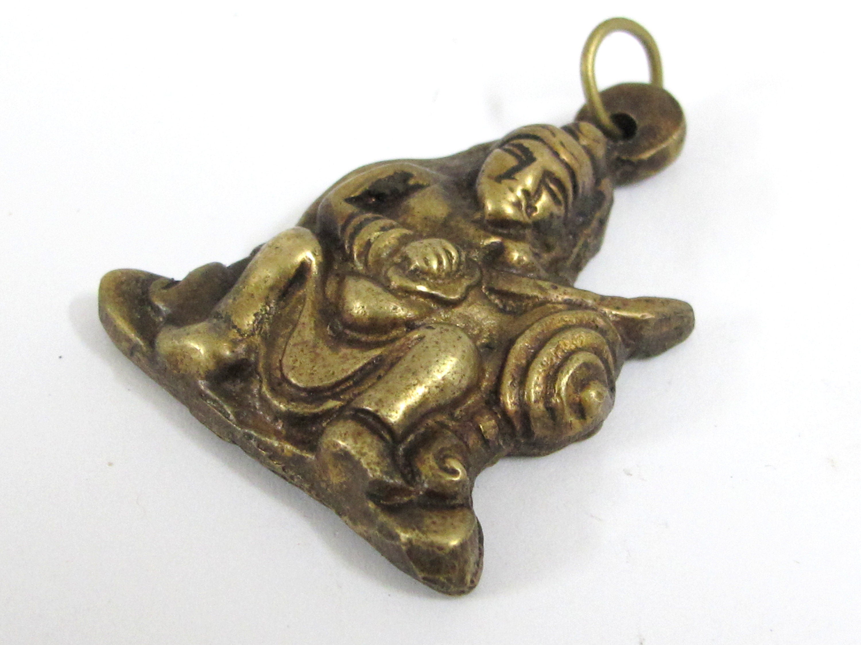 1 Pendant - Tibetan brass warrior knight sword fighter pendant from Nepal antiqued finish - CP143
