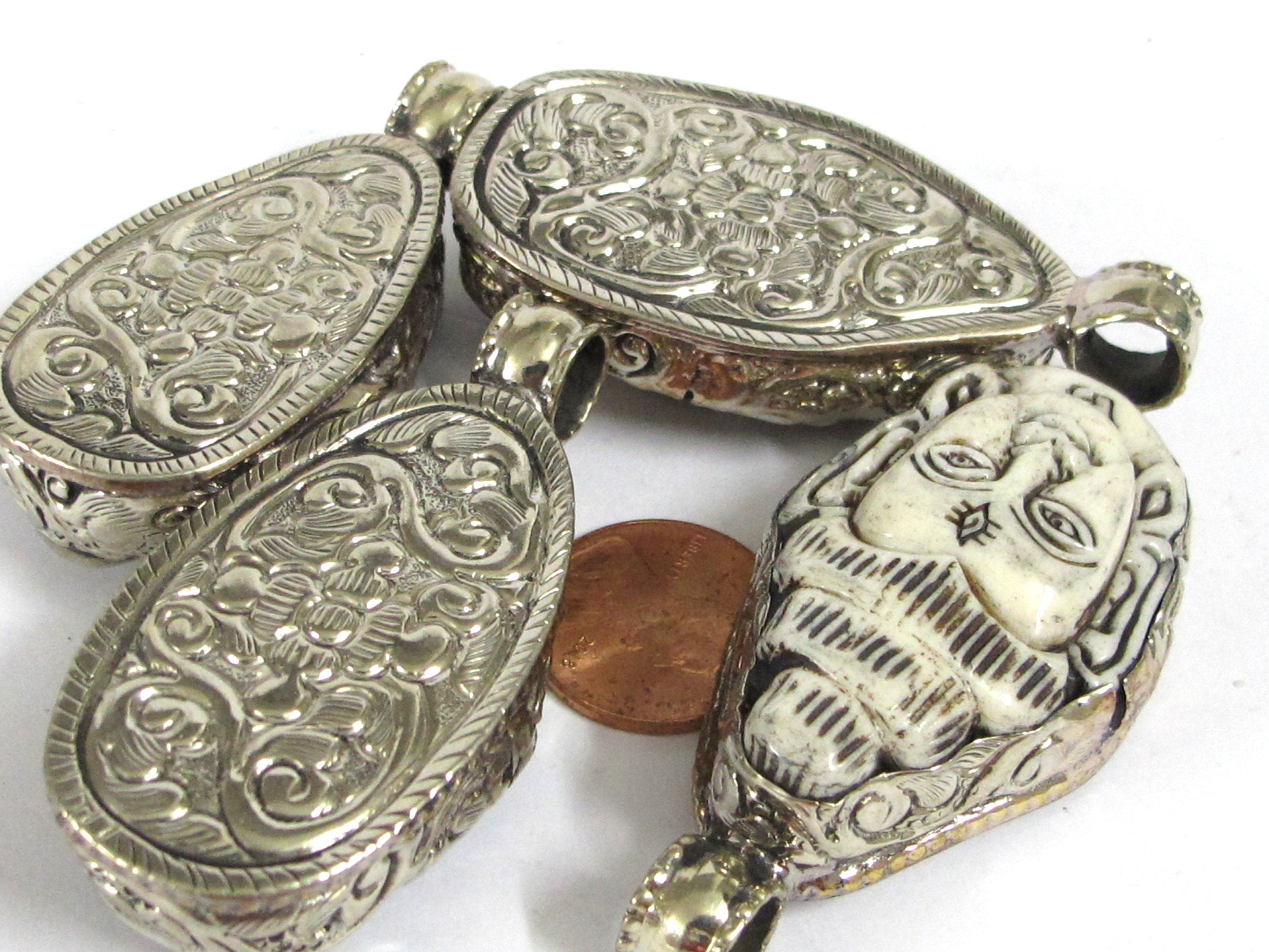 1 Pendant - Large carved bone Hindu lord Shiva pendant with floral carving on reverse side - PB010A