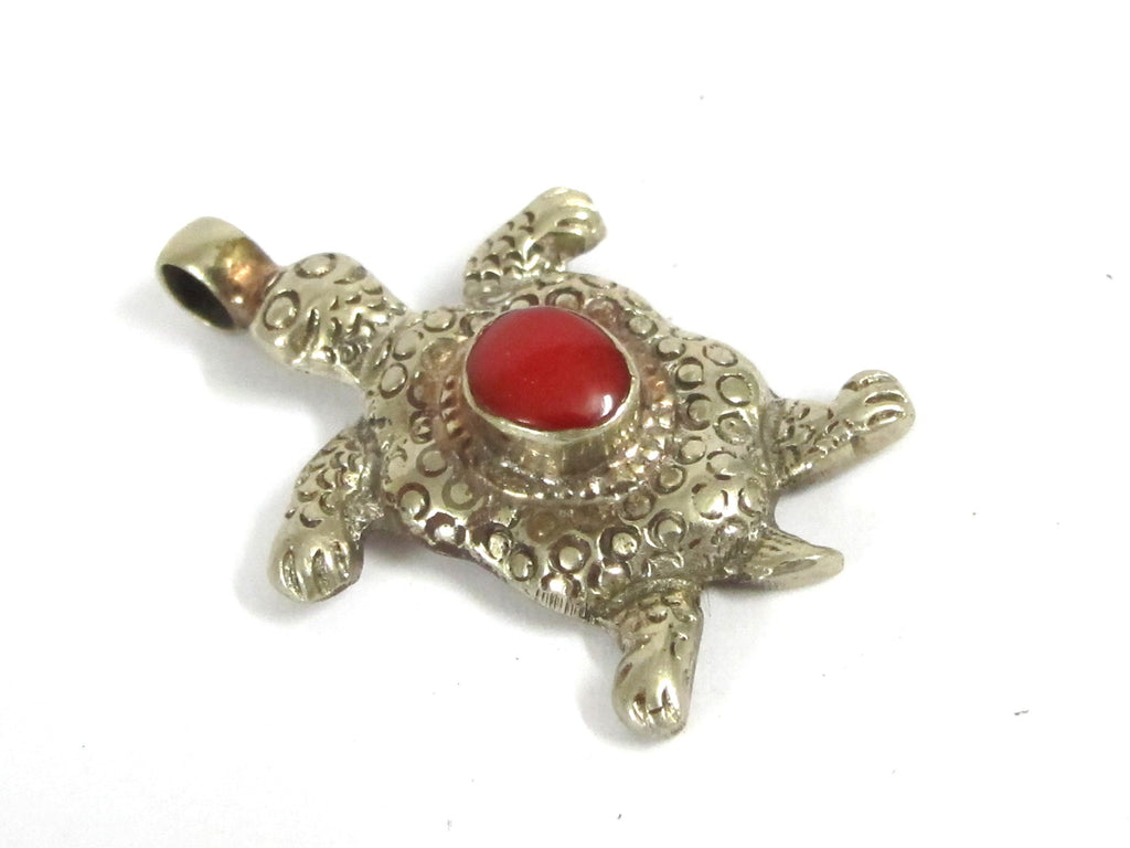 Tibetan silver turtle pendant with inlay and skin design carving on reverse side - PM623B
