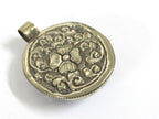 1 Pendant - Tibetan Nepal Labradorite gemstone pendant with flower carving on other side - PM599G