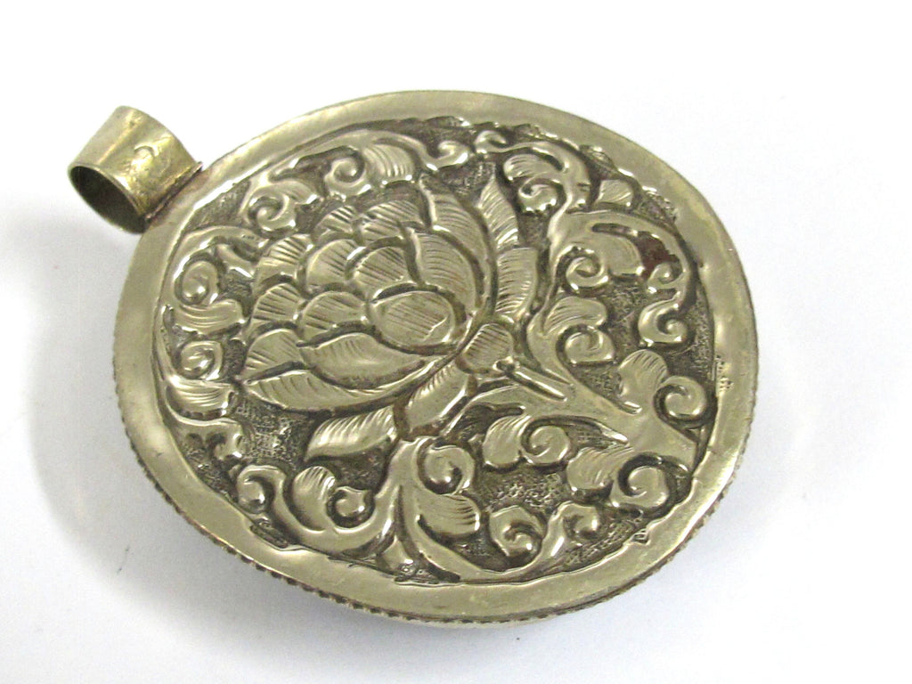 1 Pendant Tibetan Nepal flashy Labradorite gemstone pendant with flower carving on other side nepalbeadshop PM599B