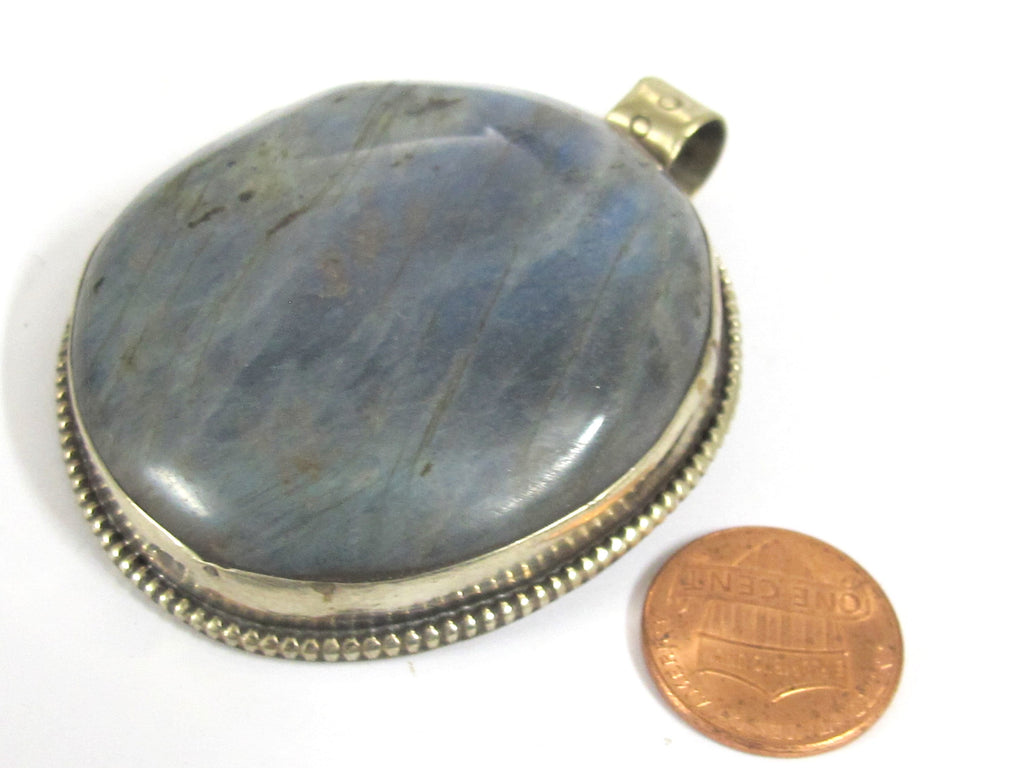 1 Pendant Tibetan Nepal flashy Labradorite gemstone pendant with flower carving on other side nepalbeadshop PM599B